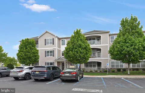 331 Timberlake Drive, Ewing, NJ MLS: NJME2077296