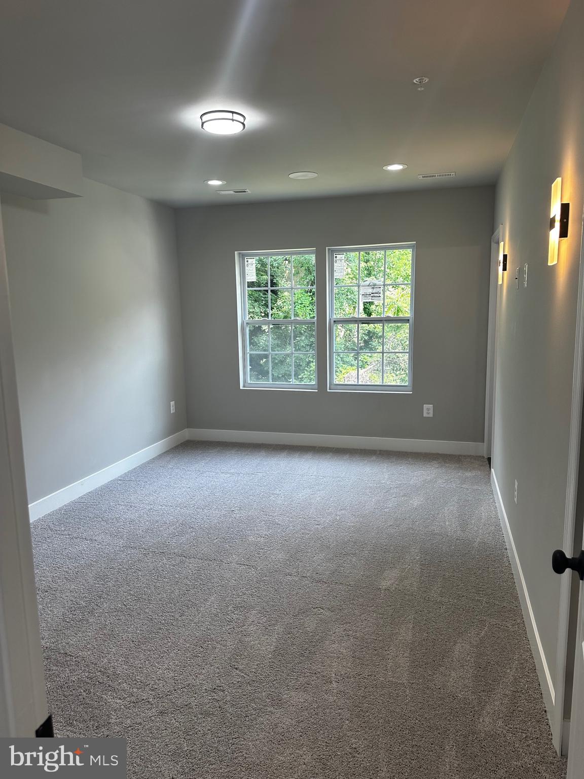 CAPITOL HEIGHTS - Residential