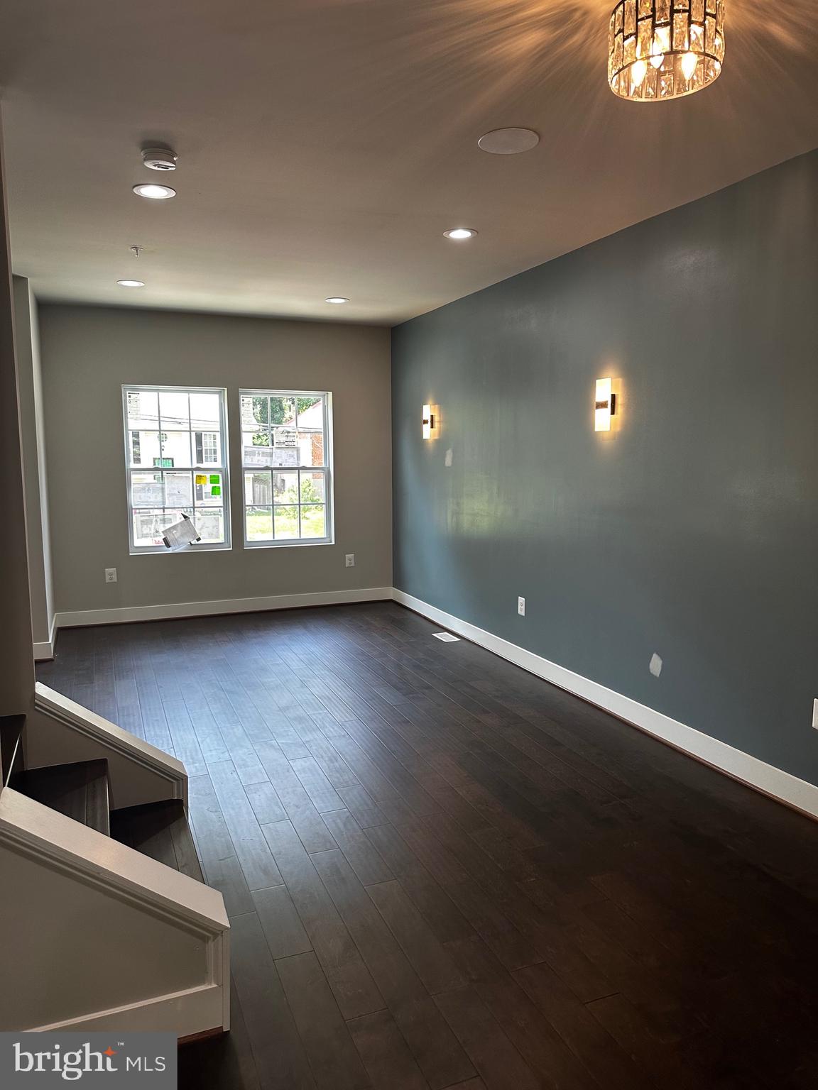 CAPITOL HEIGHTS - Residential