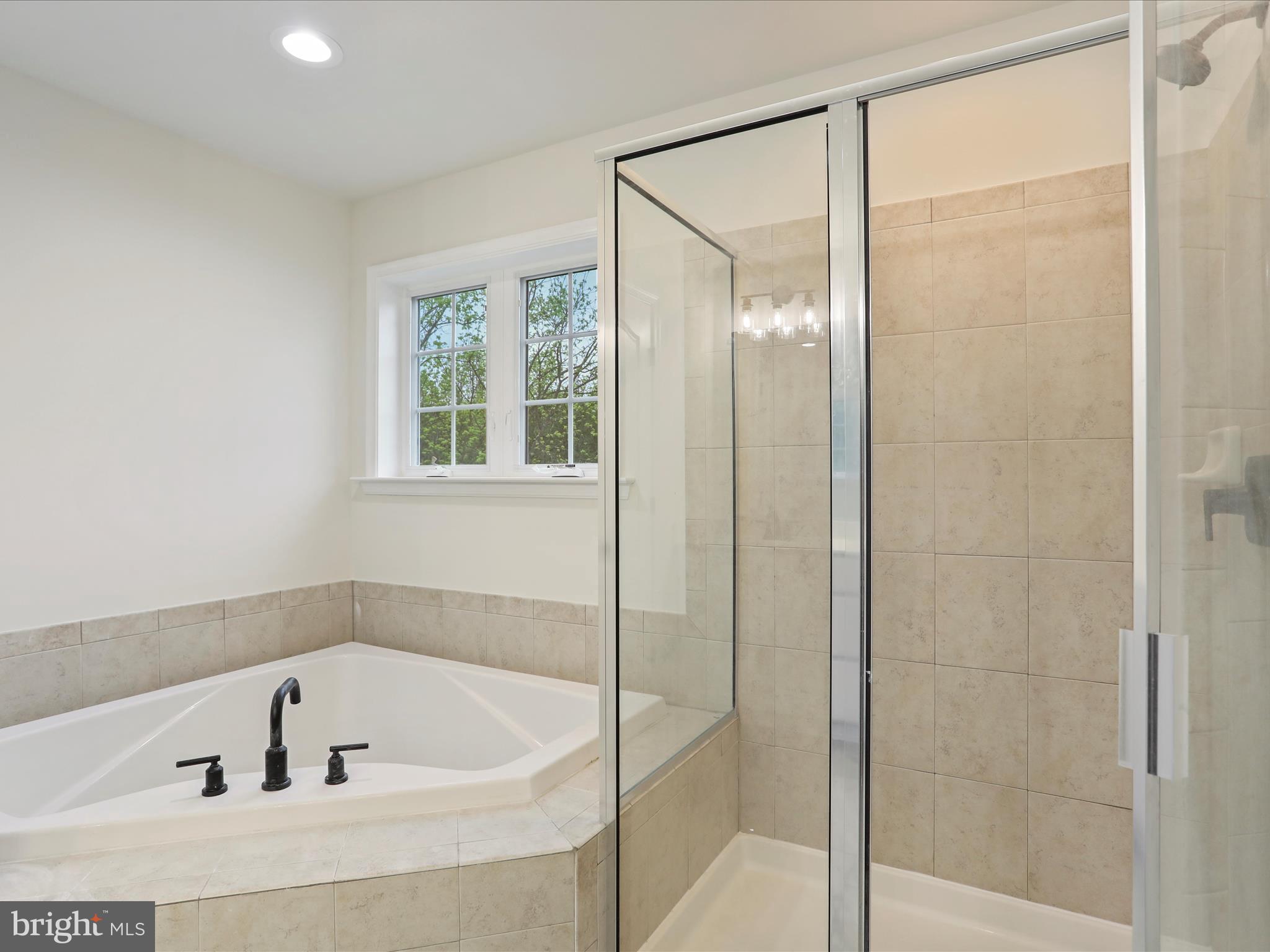 SHERIDAN - Residential