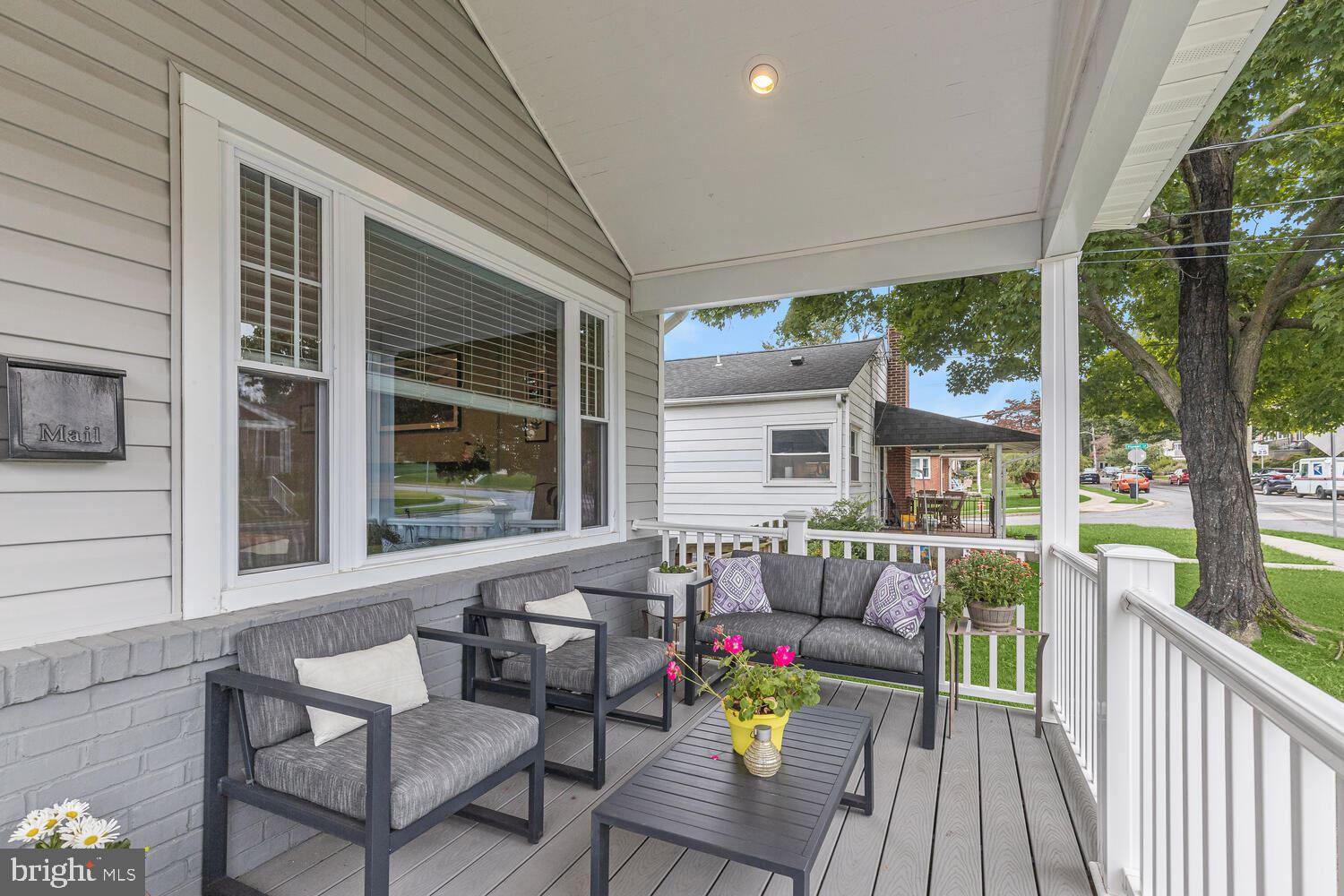 OAK SPRINGS - Residential