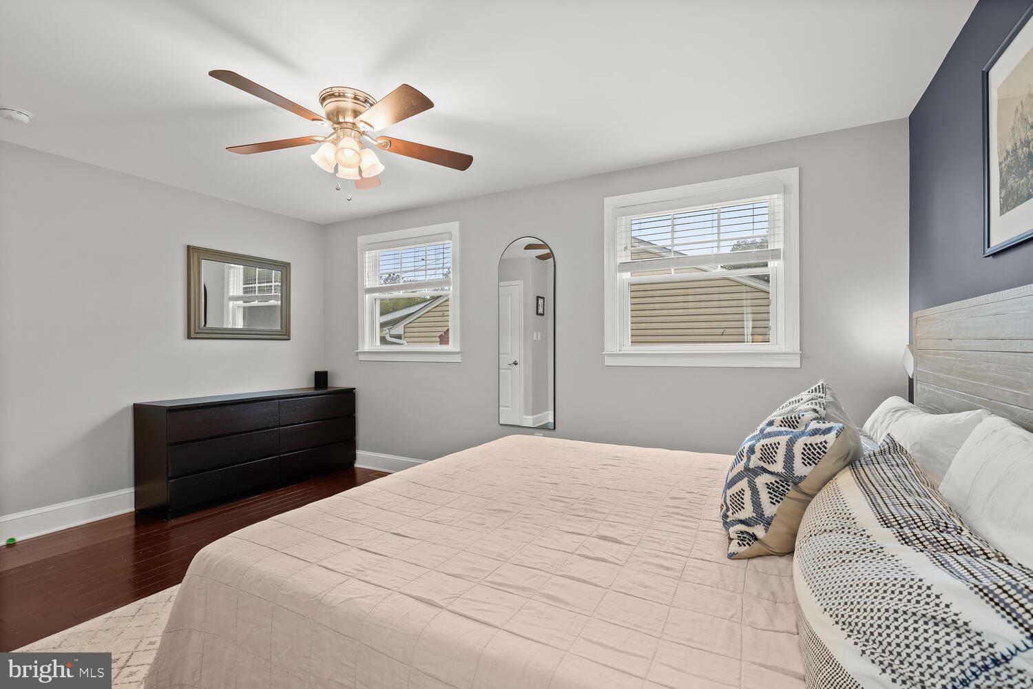 OAK SPRINGS - Residential