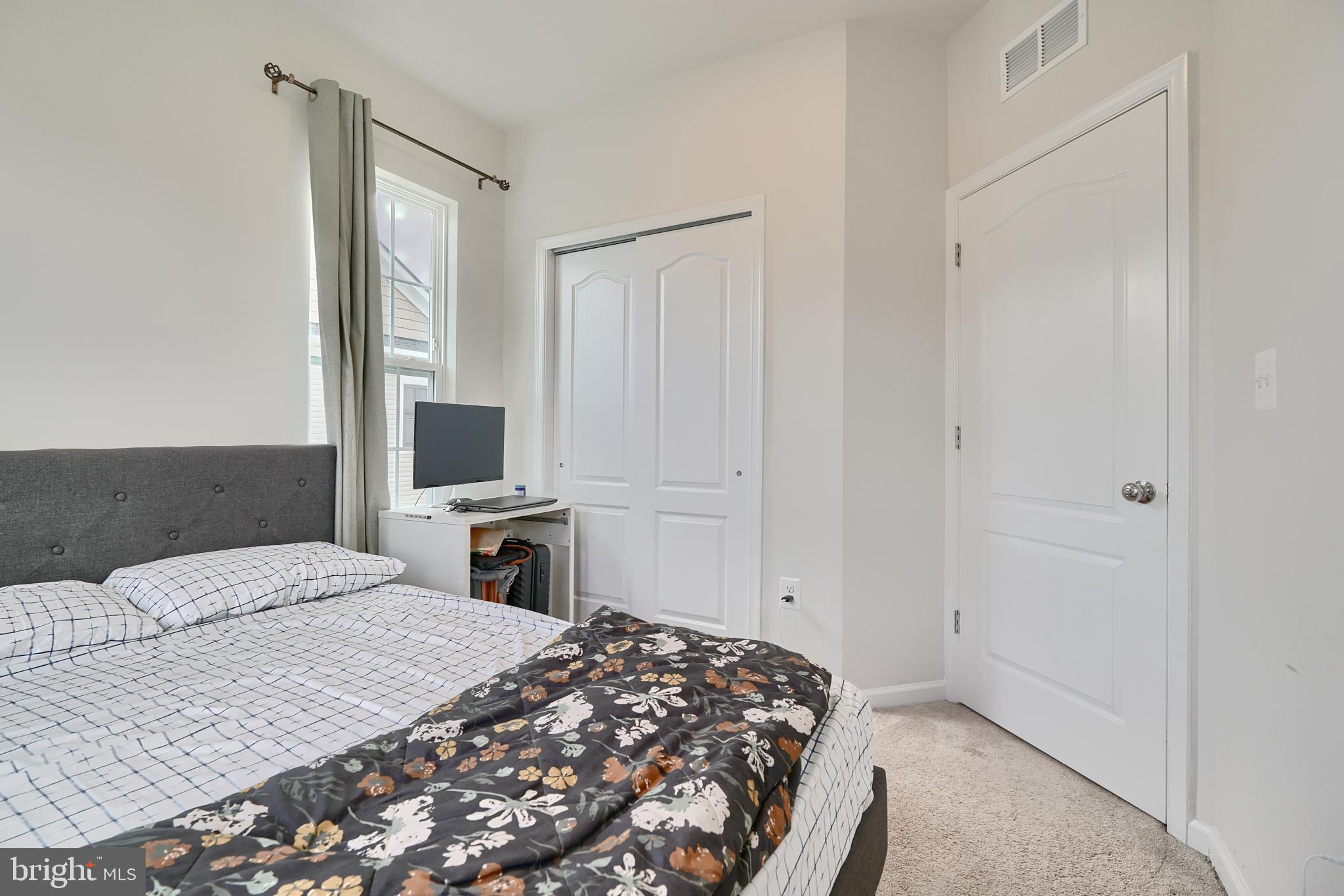 SHIPLEY HOMESTEAD - Residential Lease