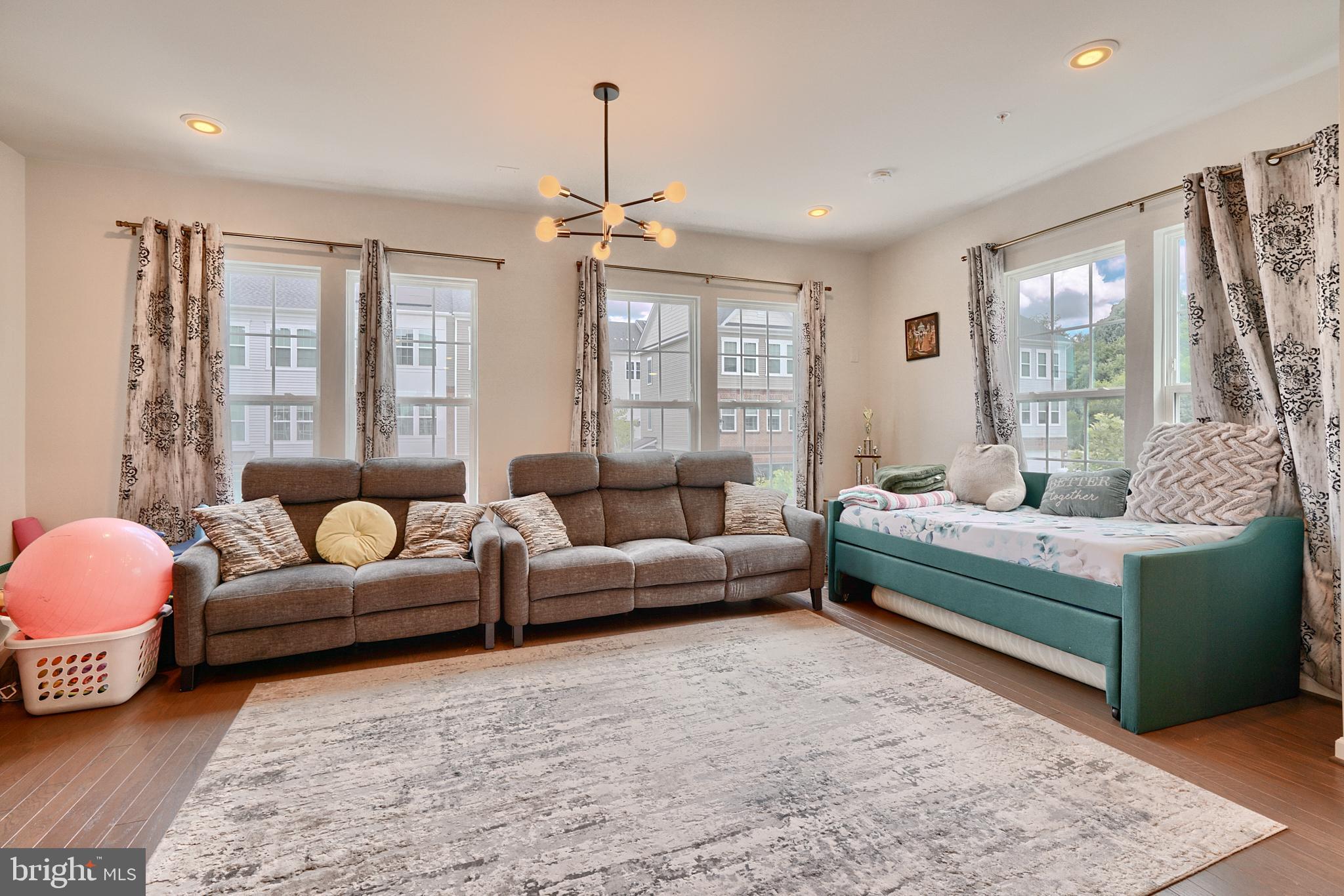 SHIPLEY HOMESTEAD - Residential Lease