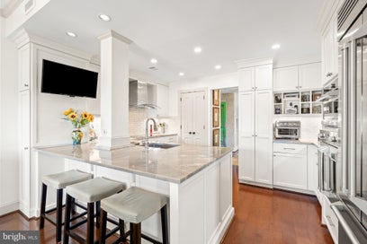 8101 CONNECTICUT AVENUE S700 CHEVY CHASE MD 20815