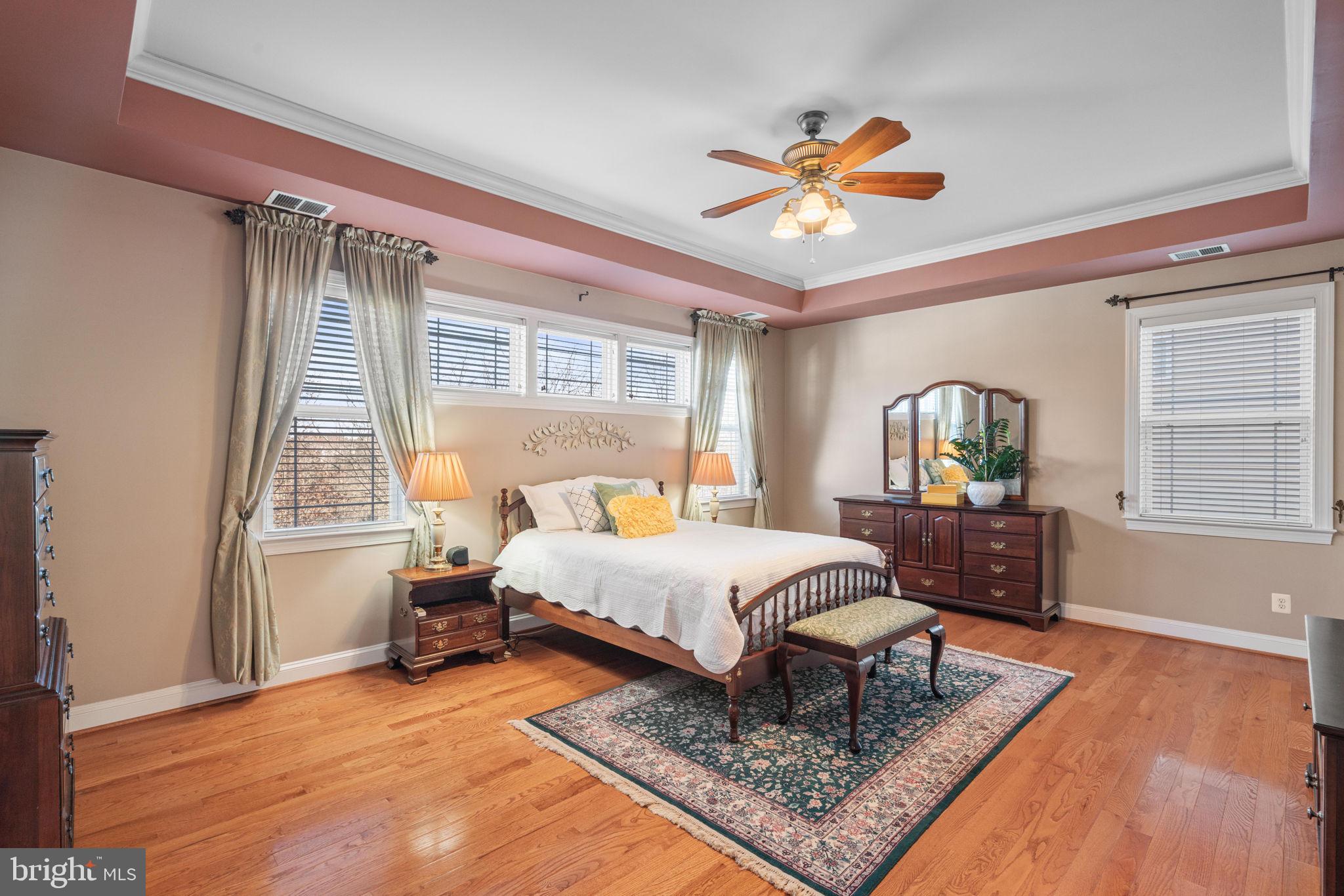 LAUREL HILL - Residential