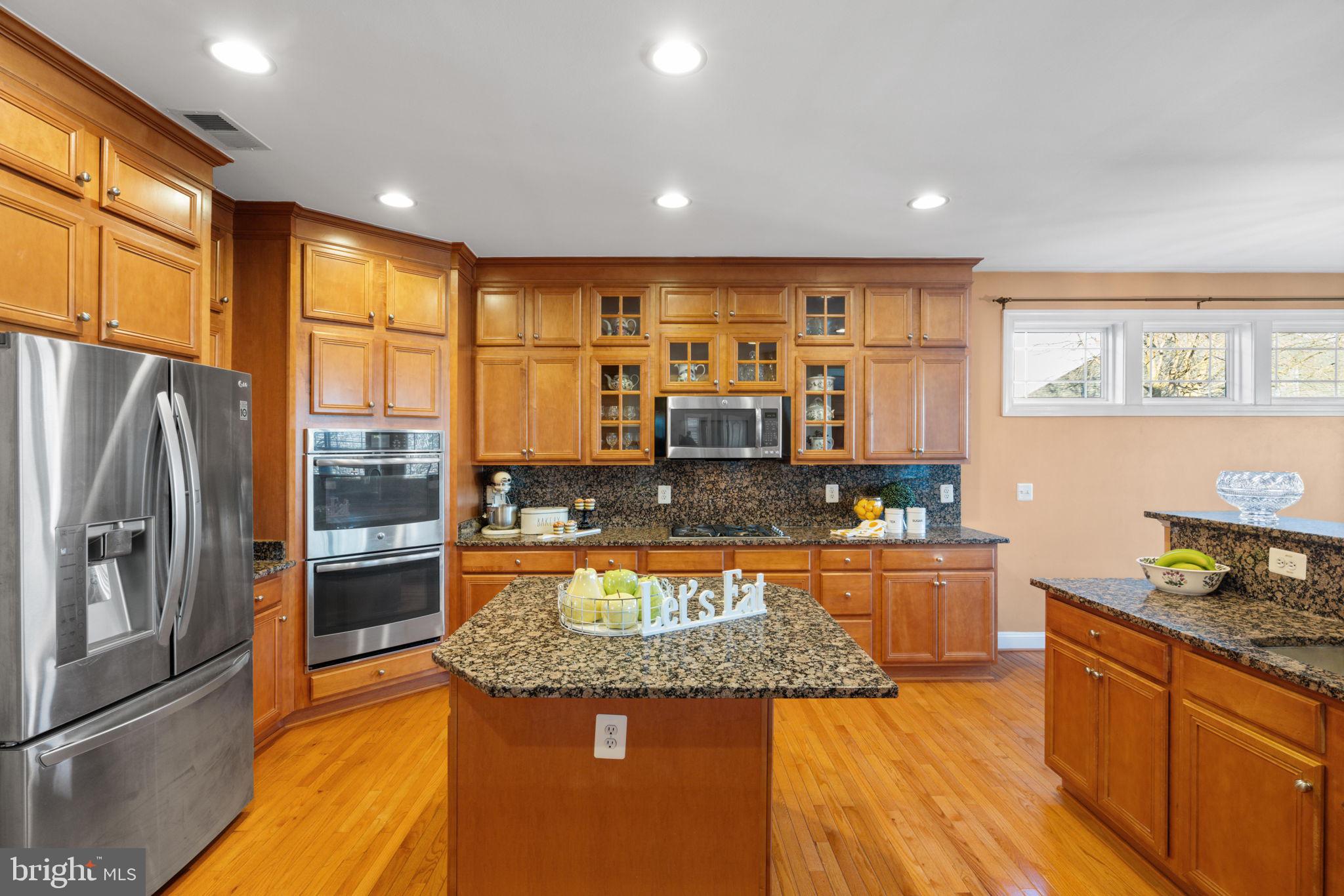 LAUREL HILL - Residential