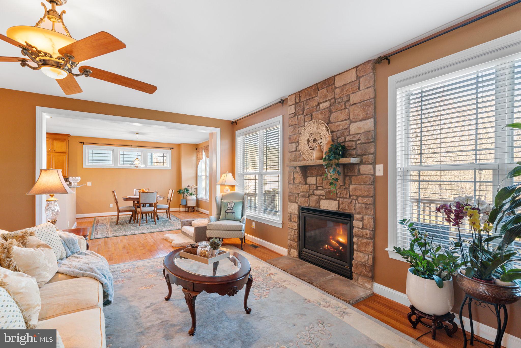 LAUREL HILL - Residential