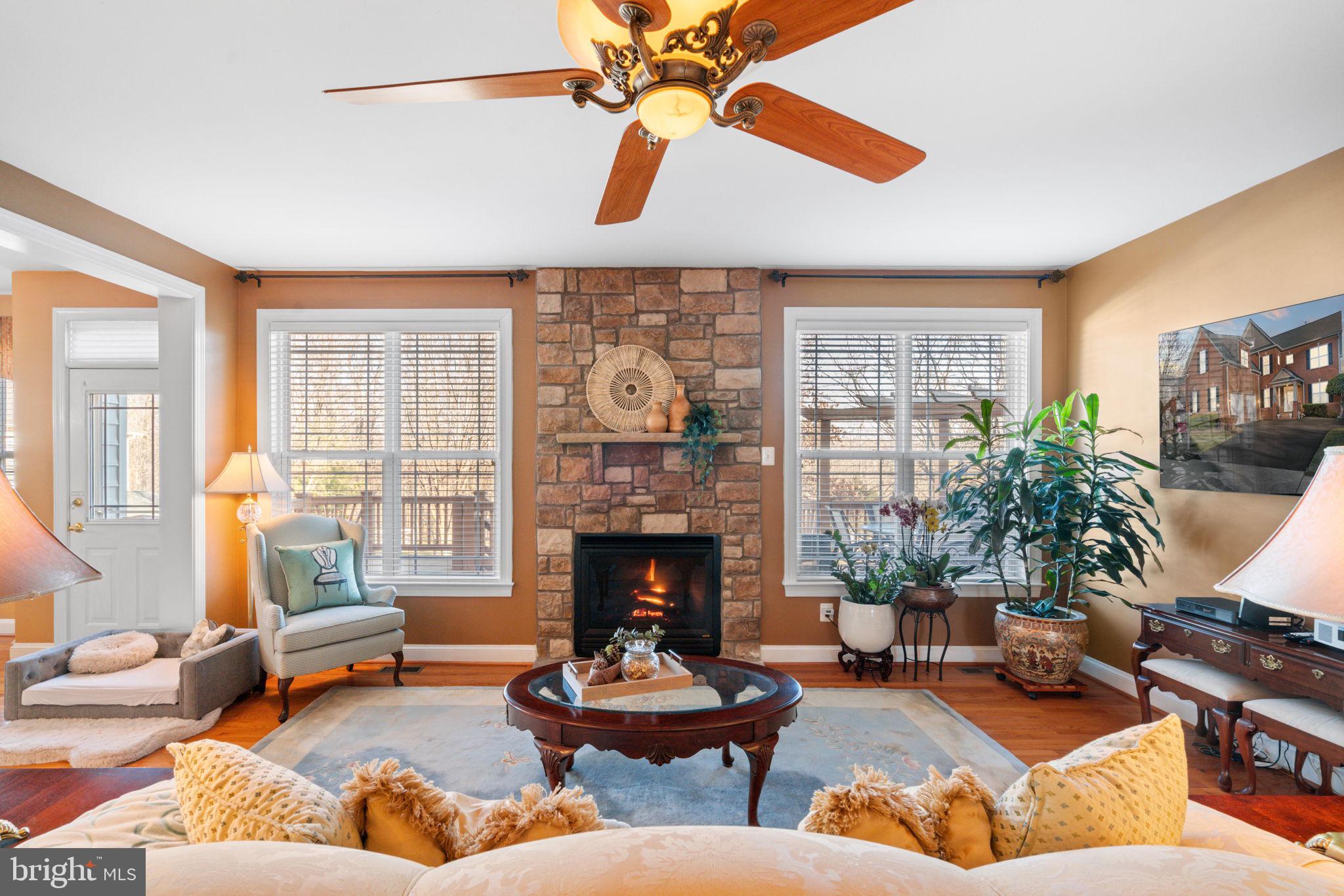 LAUREL HILL - Residential