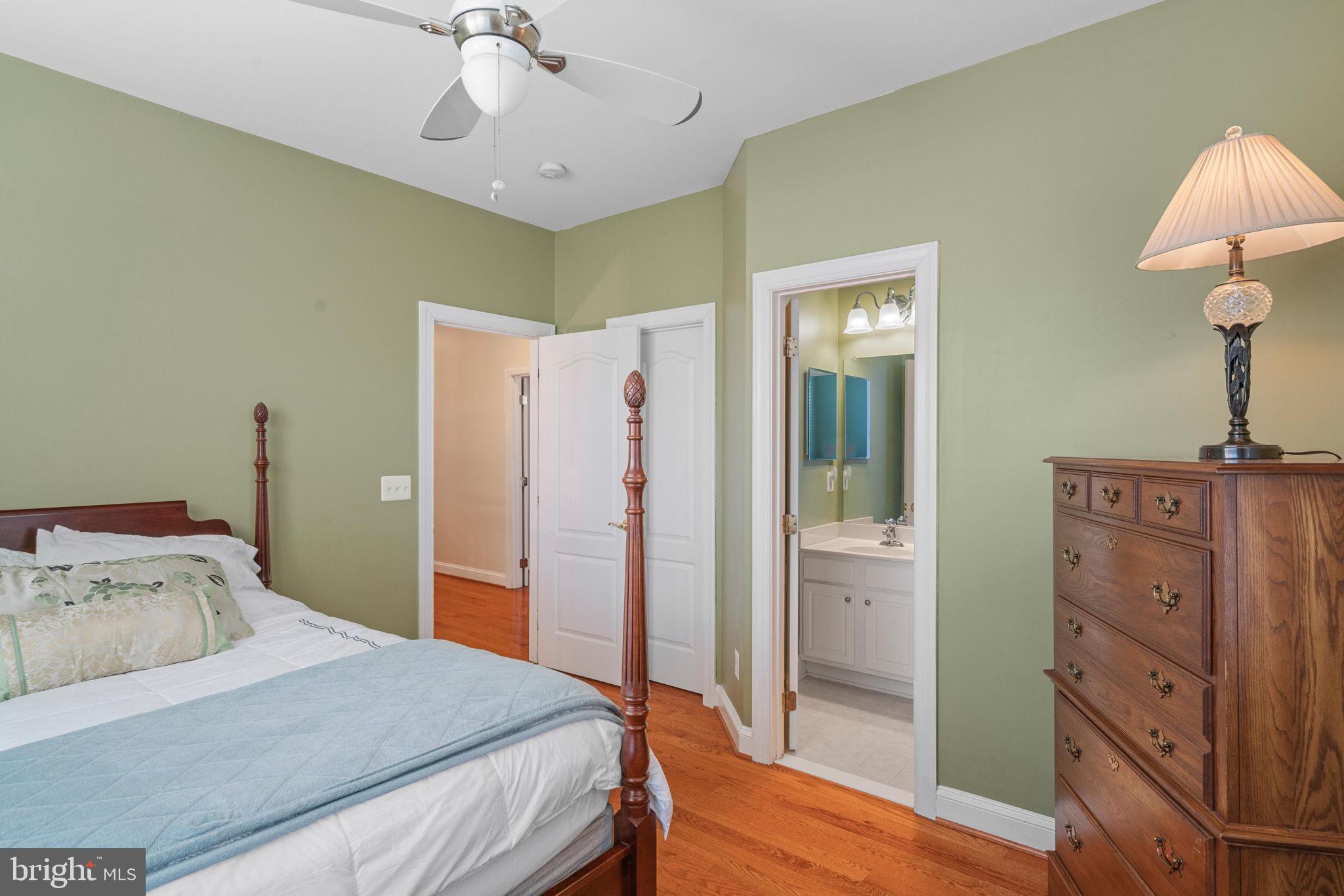 LAUREL HILL - Residential