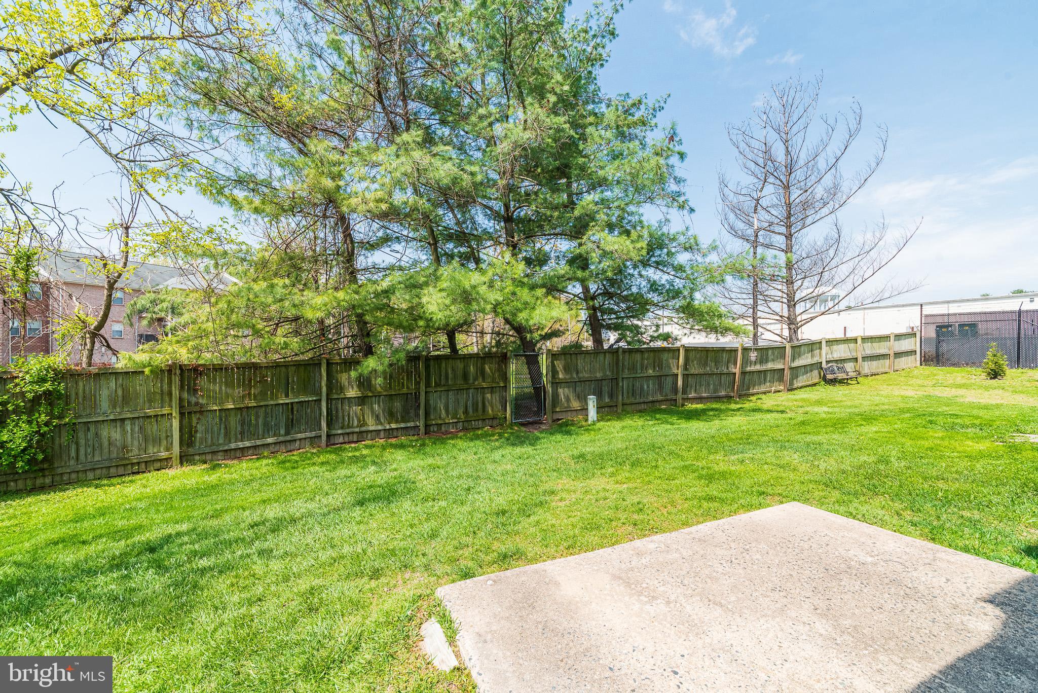 THE SILVERGATE - Residential