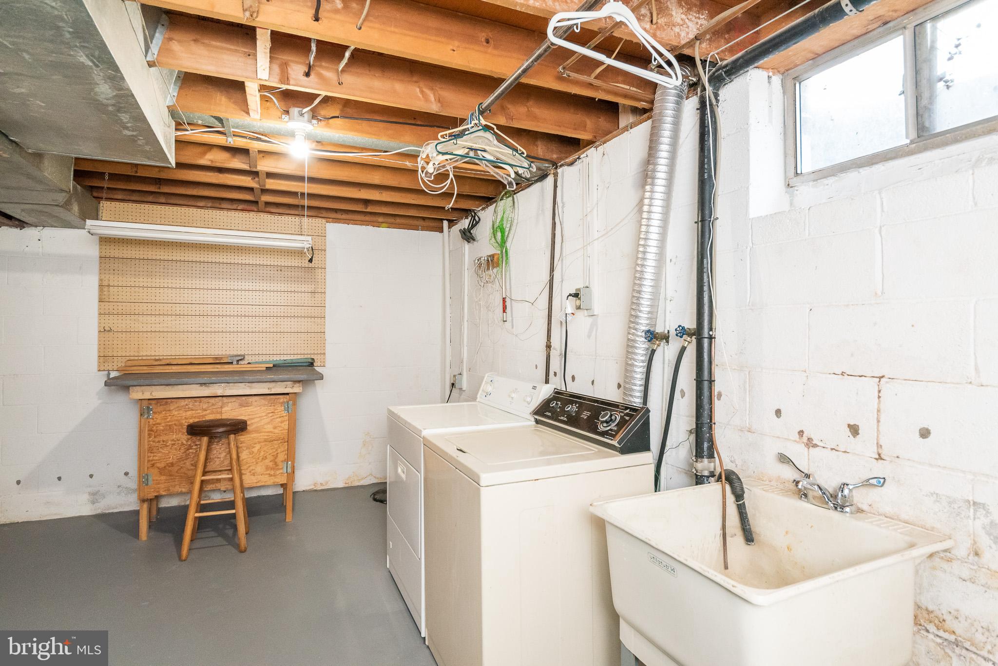 THE SILVERGATE - Residential