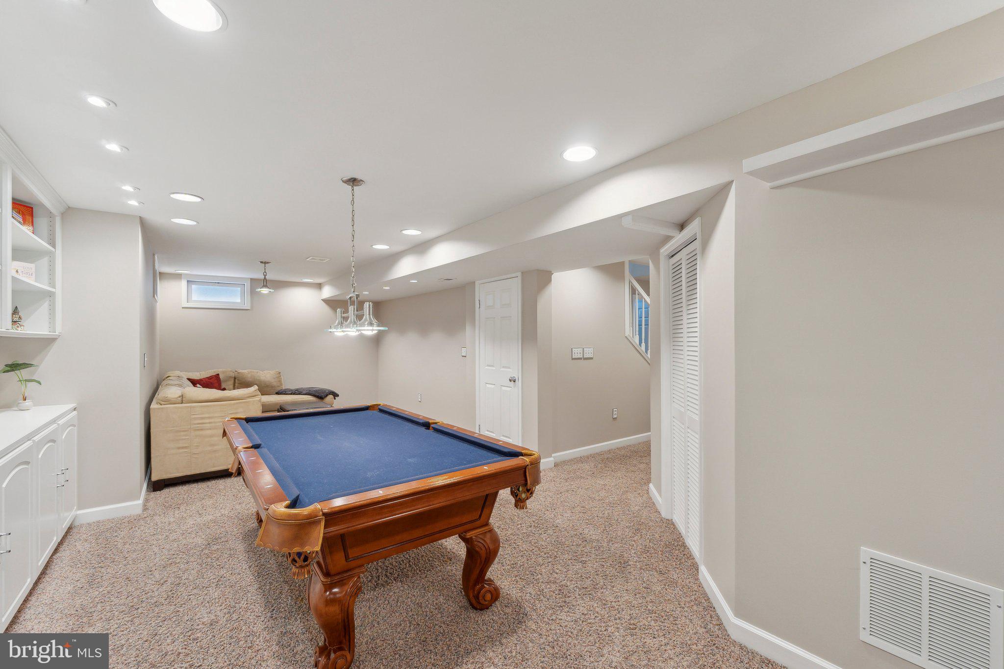 KINGSVIEW RIDGE - Residential