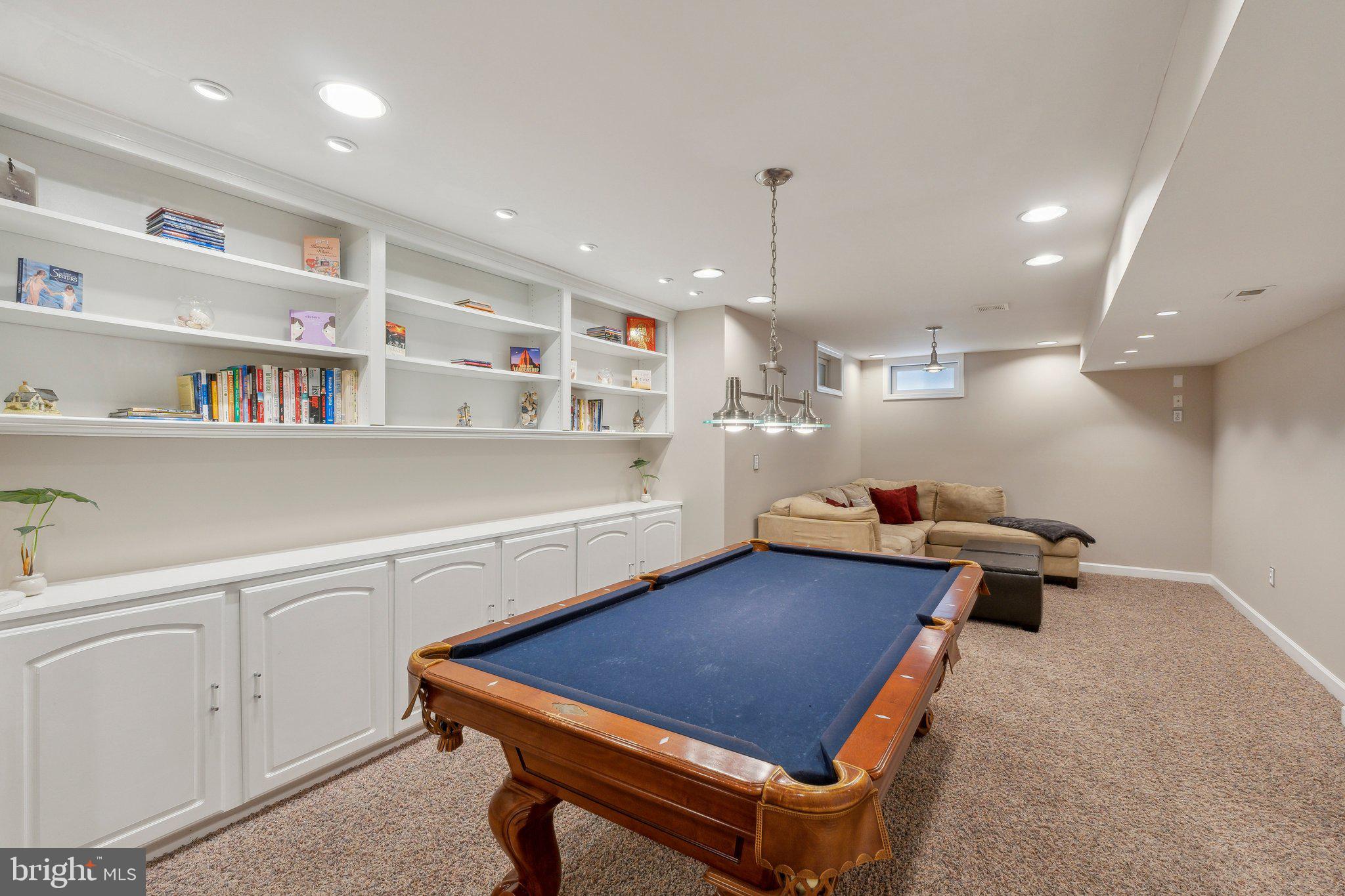 KINGSVIEW RIDGE - Residential