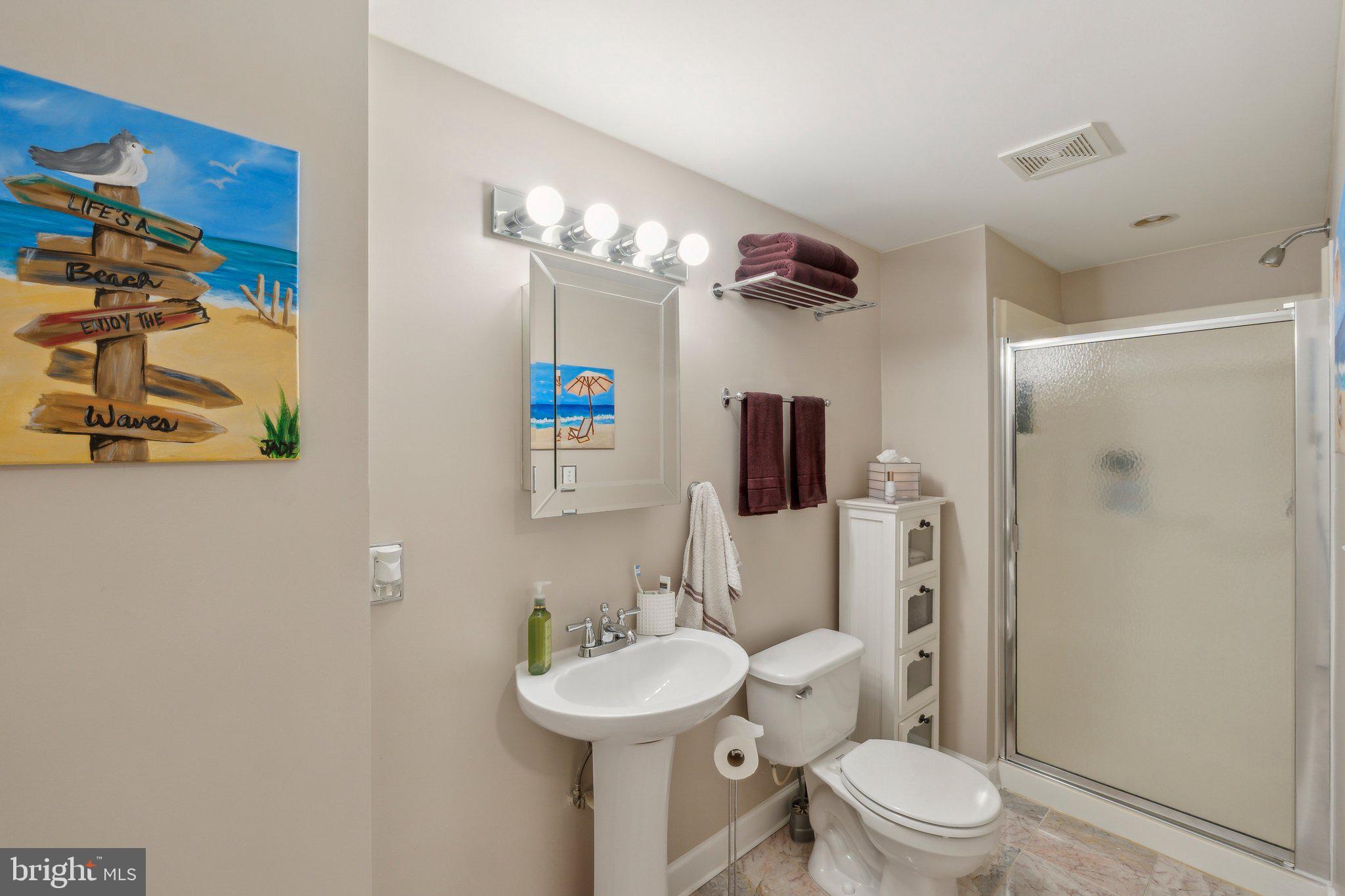 KINGSVIEW RIDGE - Residential