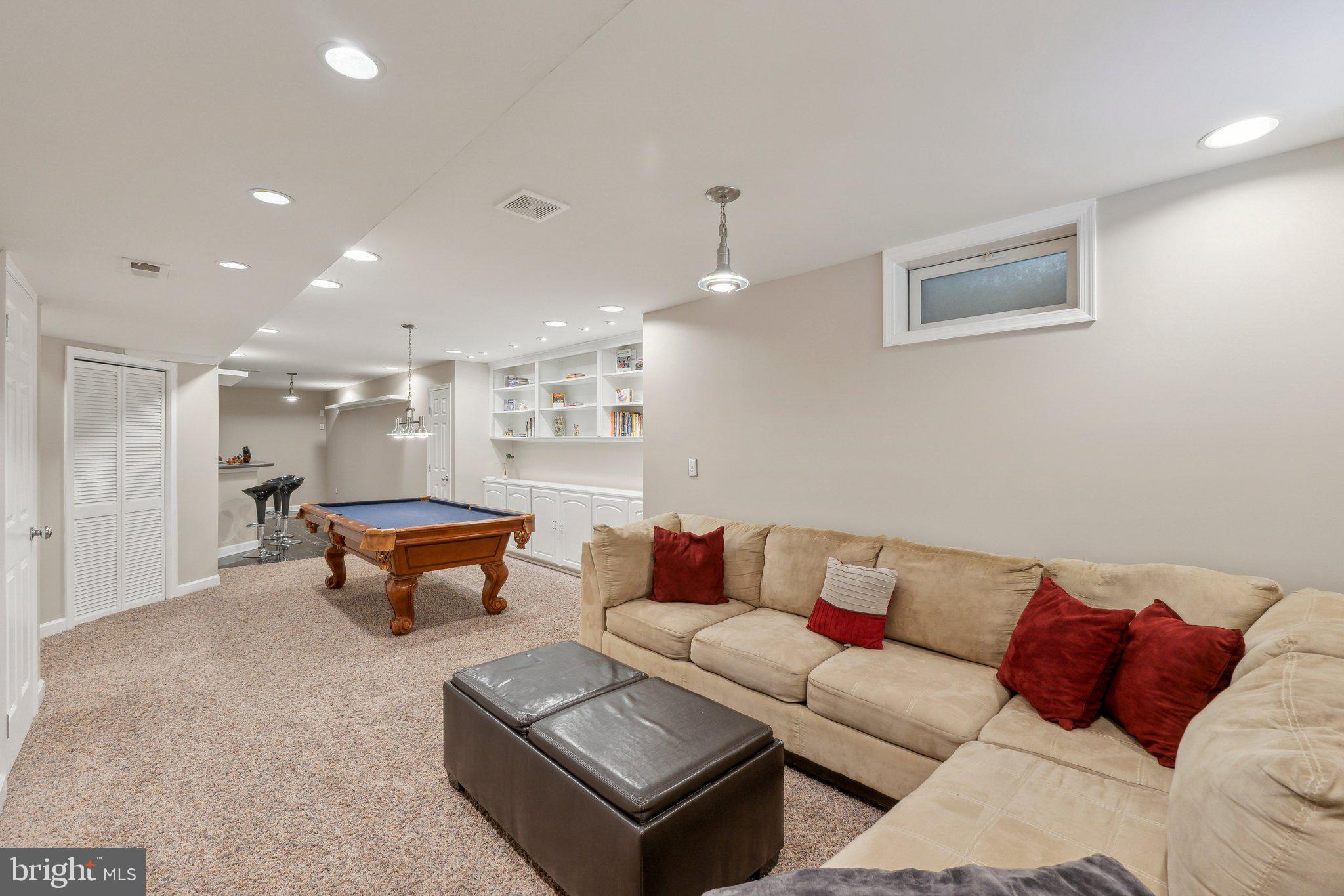 KINGSVIEW RIDGE - Residential