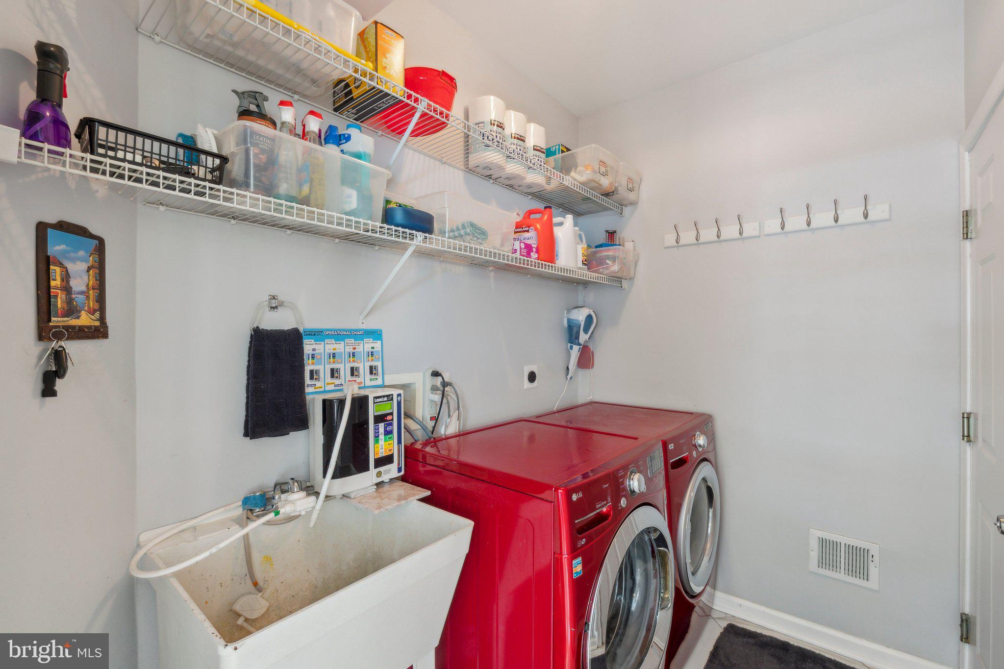 KINGSVIEW RIDGE - Residential