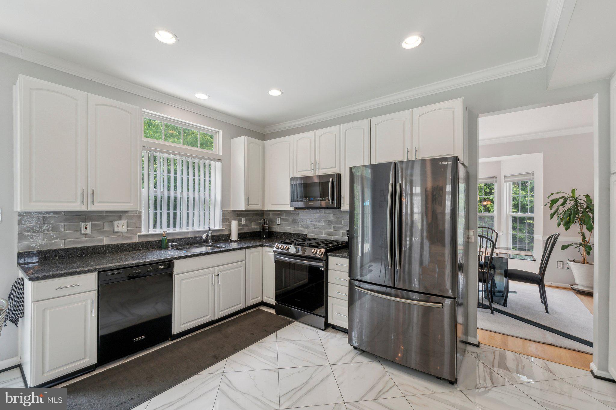 KINGSVIEW RIDGE - Residential