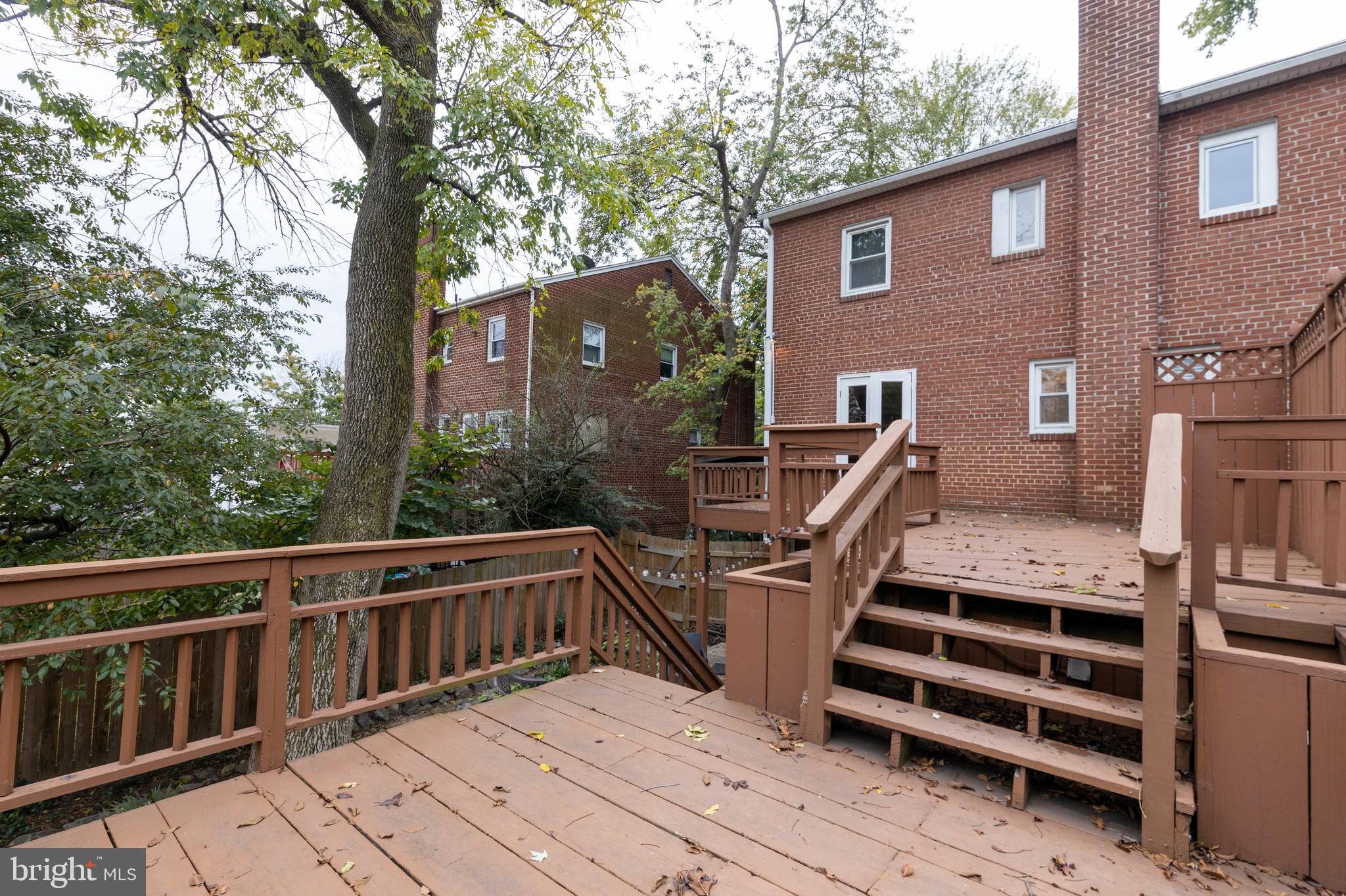 TAYLOR RUN - Residential Lease