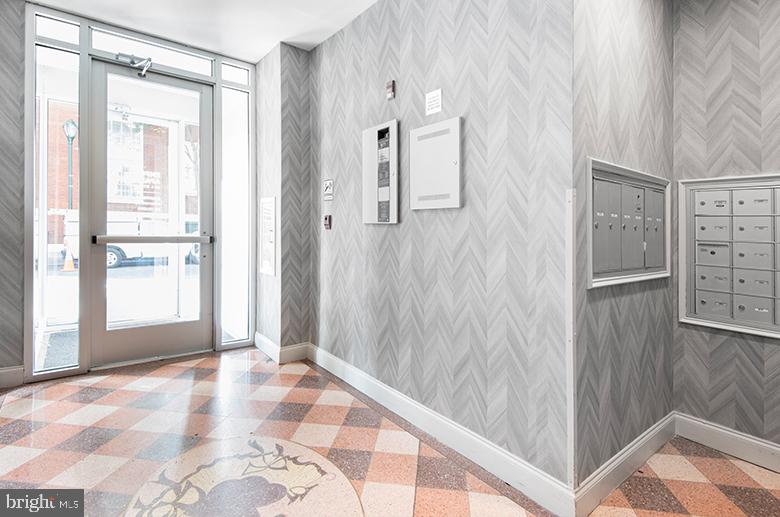 WASHINGTON SQ WEST - Residential Lease