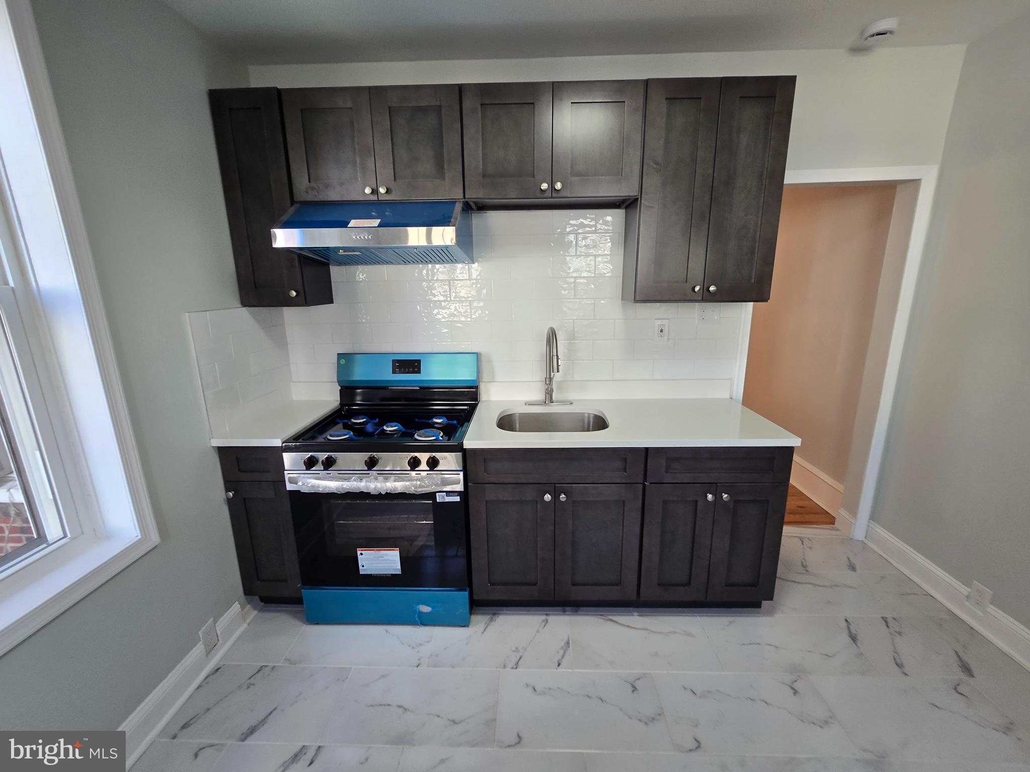 LAWNCREST - Residential