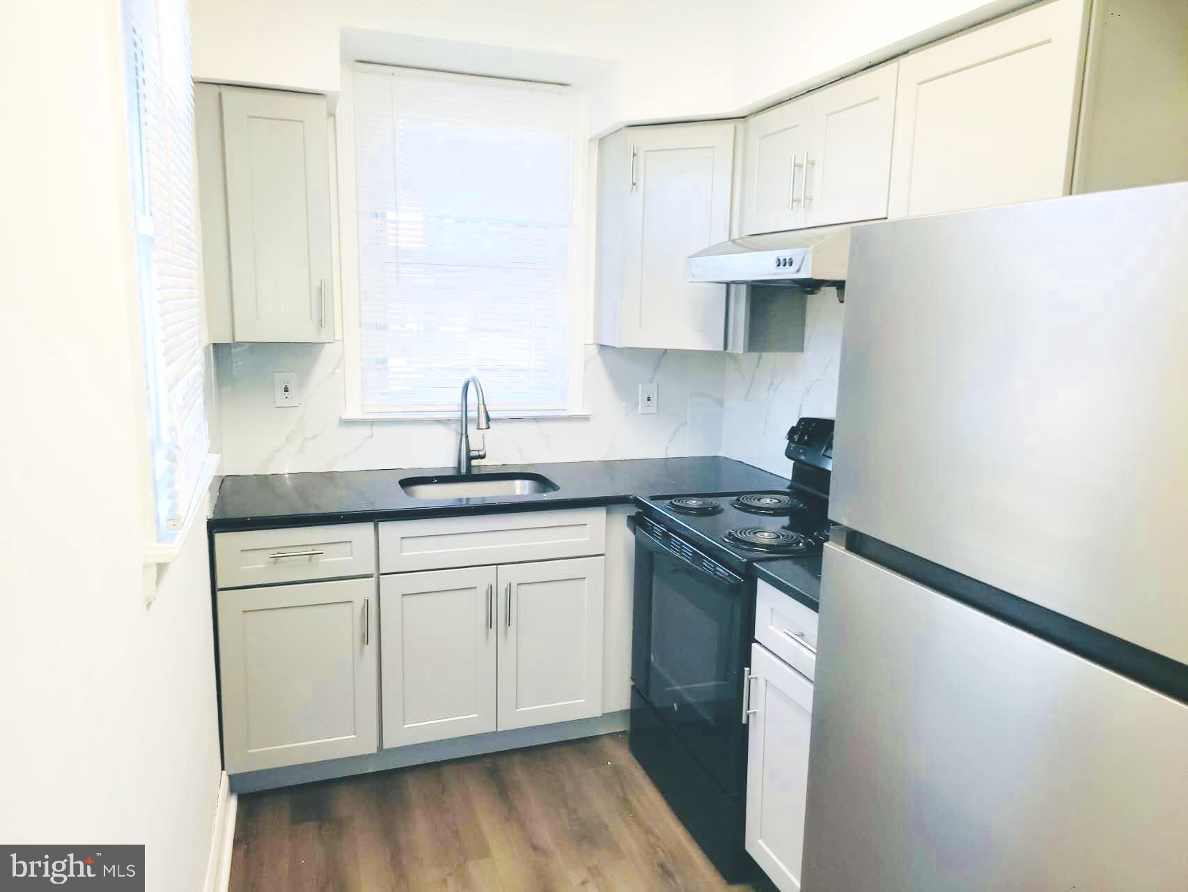 CASTOR GARDENS - Residential Income