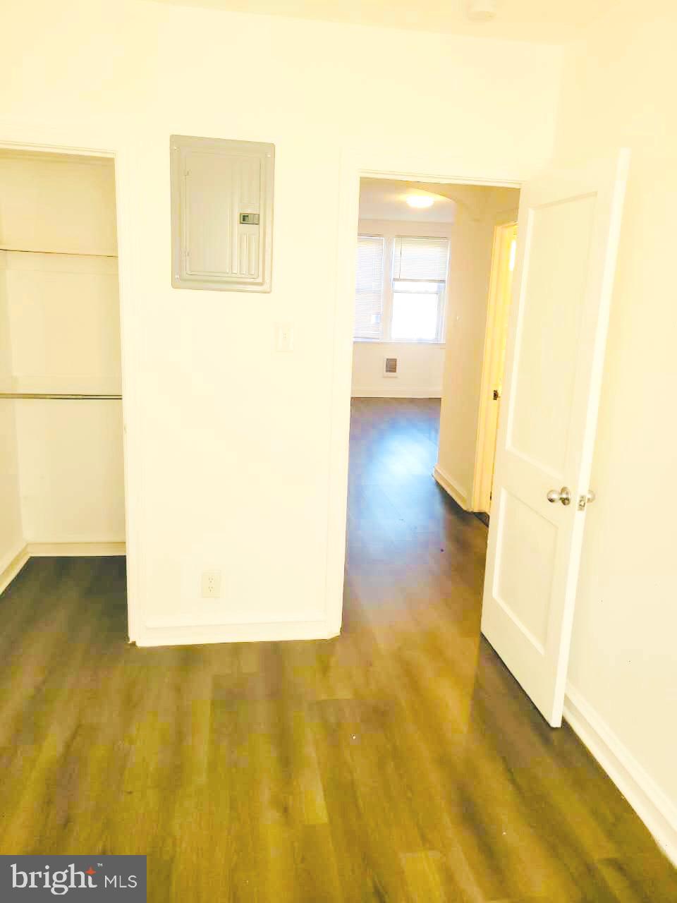 CASTOR GARDENS - Residential Income