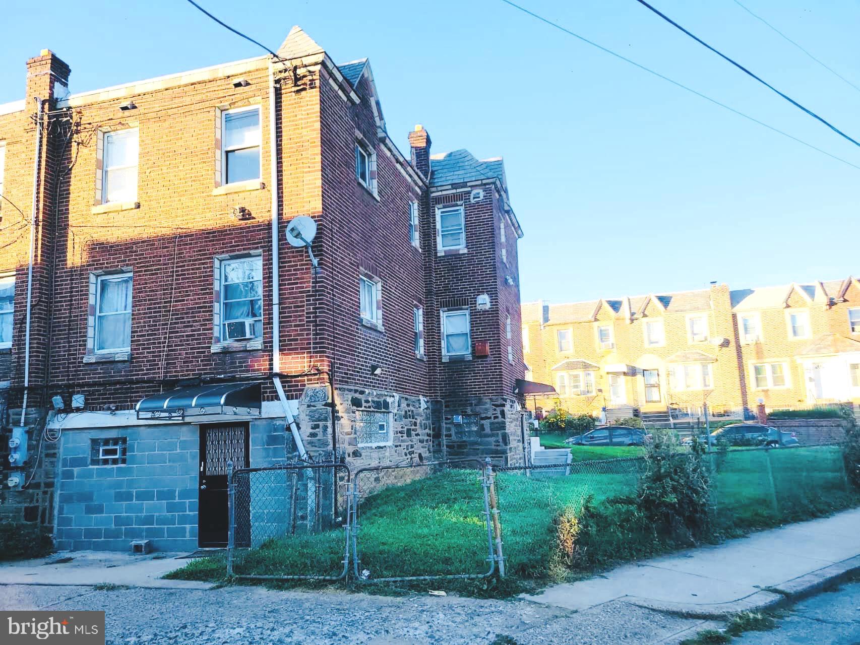 CASTOR GARDENS - Residential Income