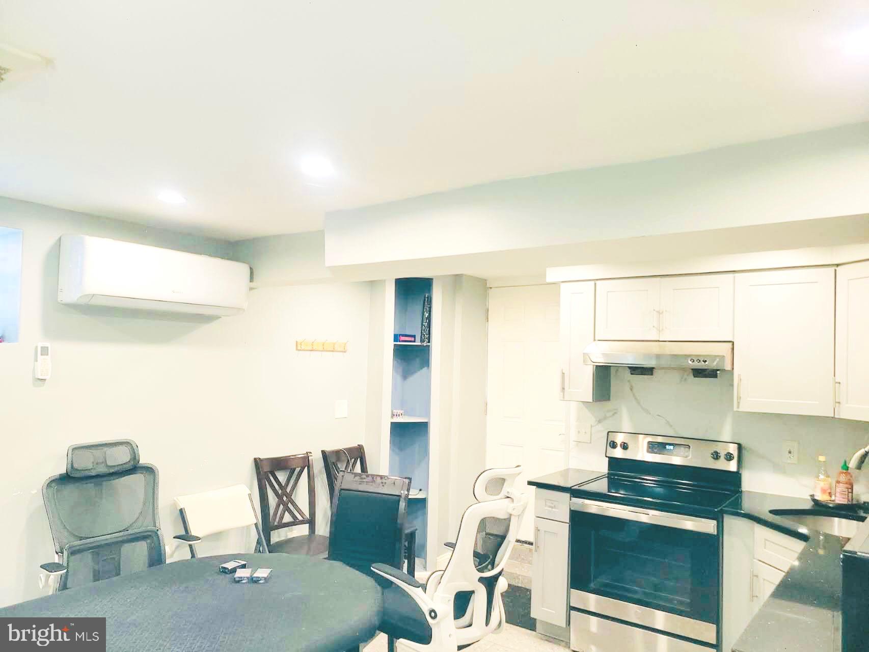 CASTOR GARDENS - Residential Income