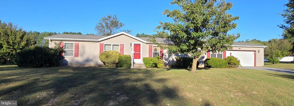 Photo of 217 W Holly Drive, LINCOLN, DE 19960 (MLS # DESU2120518)