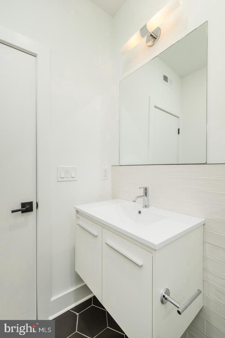 MT AIRY - Commercial Sale