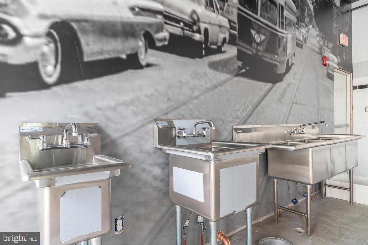 MT AIRY - Commercial Sale