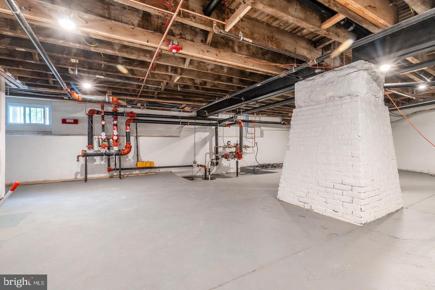 MT AIRY - Commercial Sale