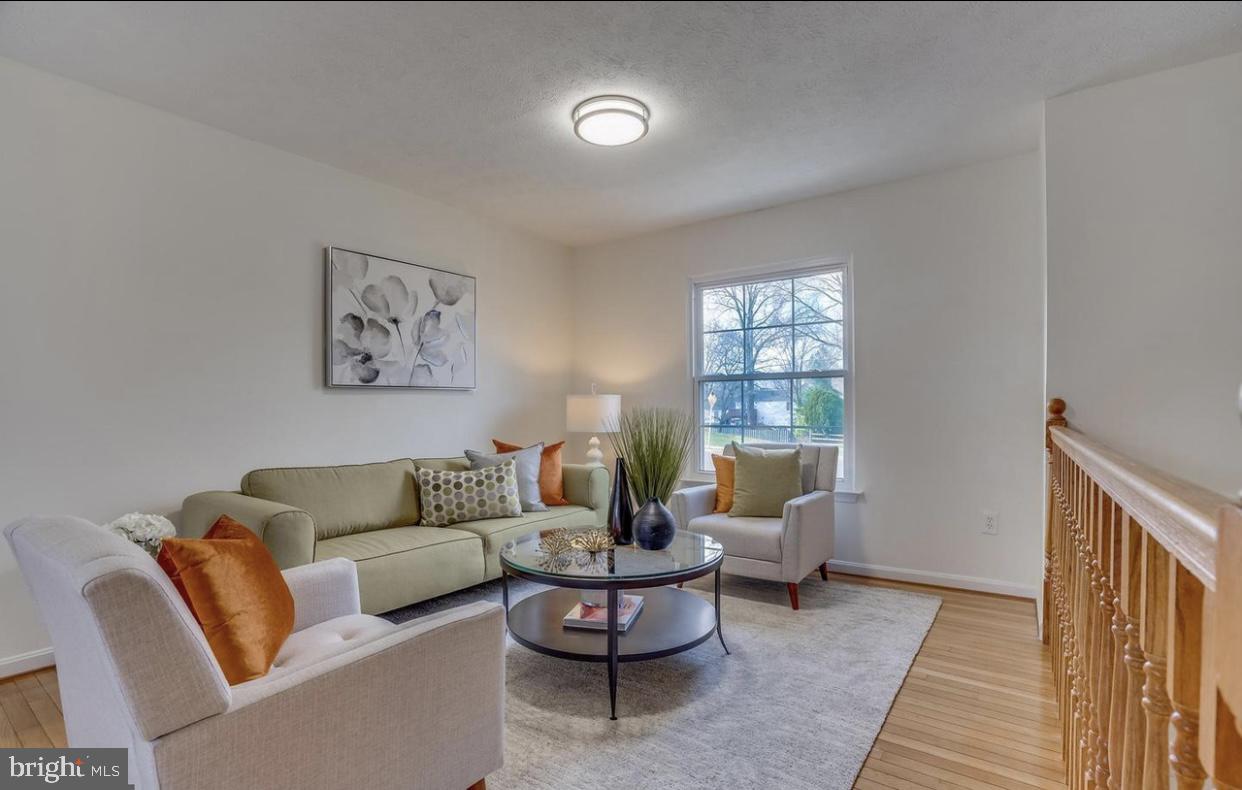 GLENBROOKE WOODS - Residential Lease