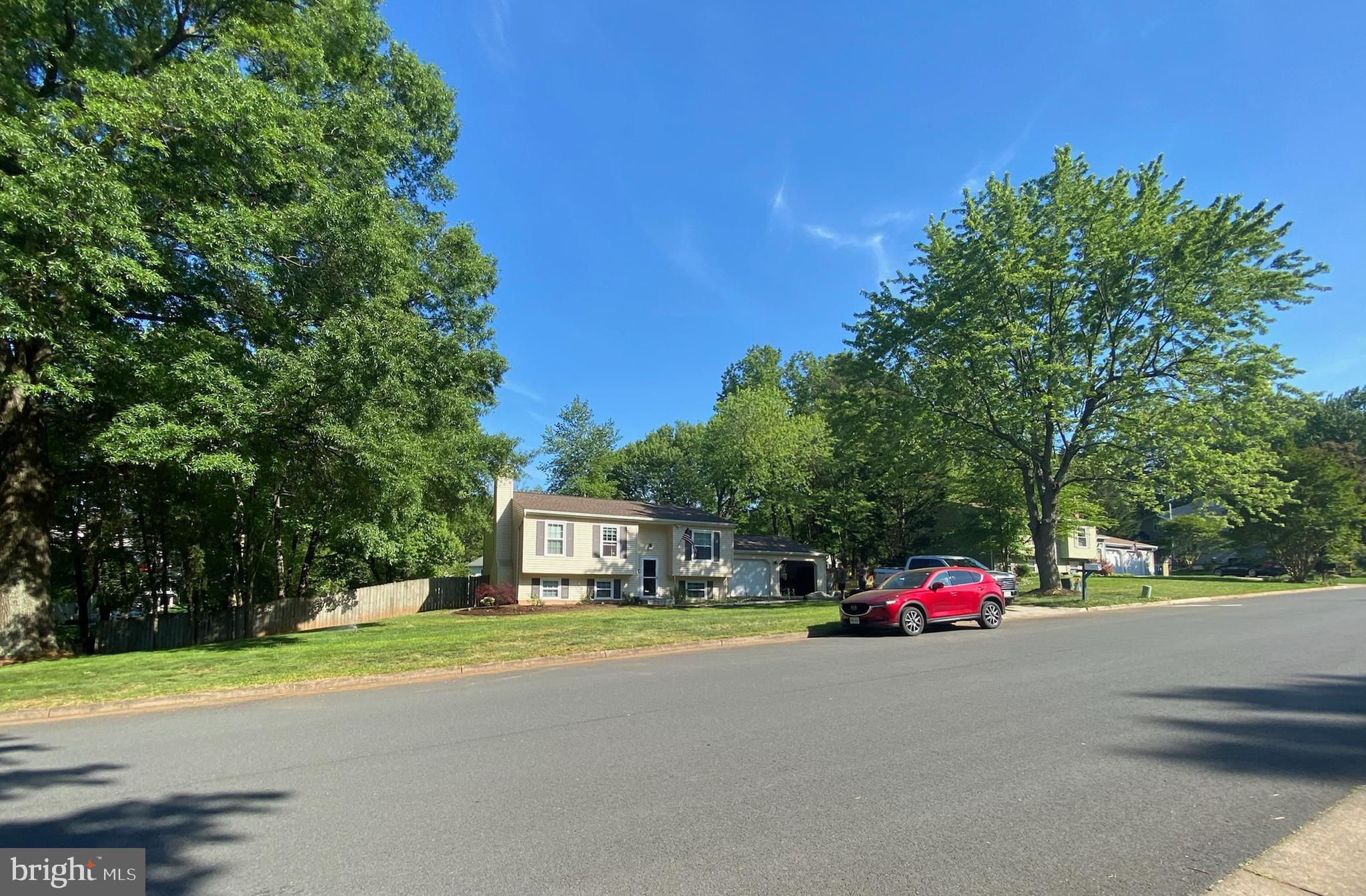 GLENBROOKE WOODS - Residential Lease