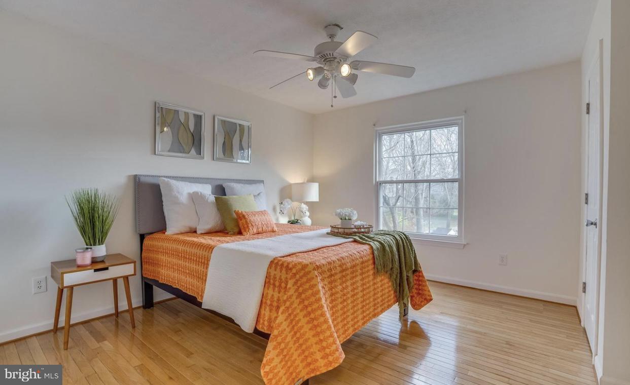 GLENBROOKE WOODS - Residential Lease