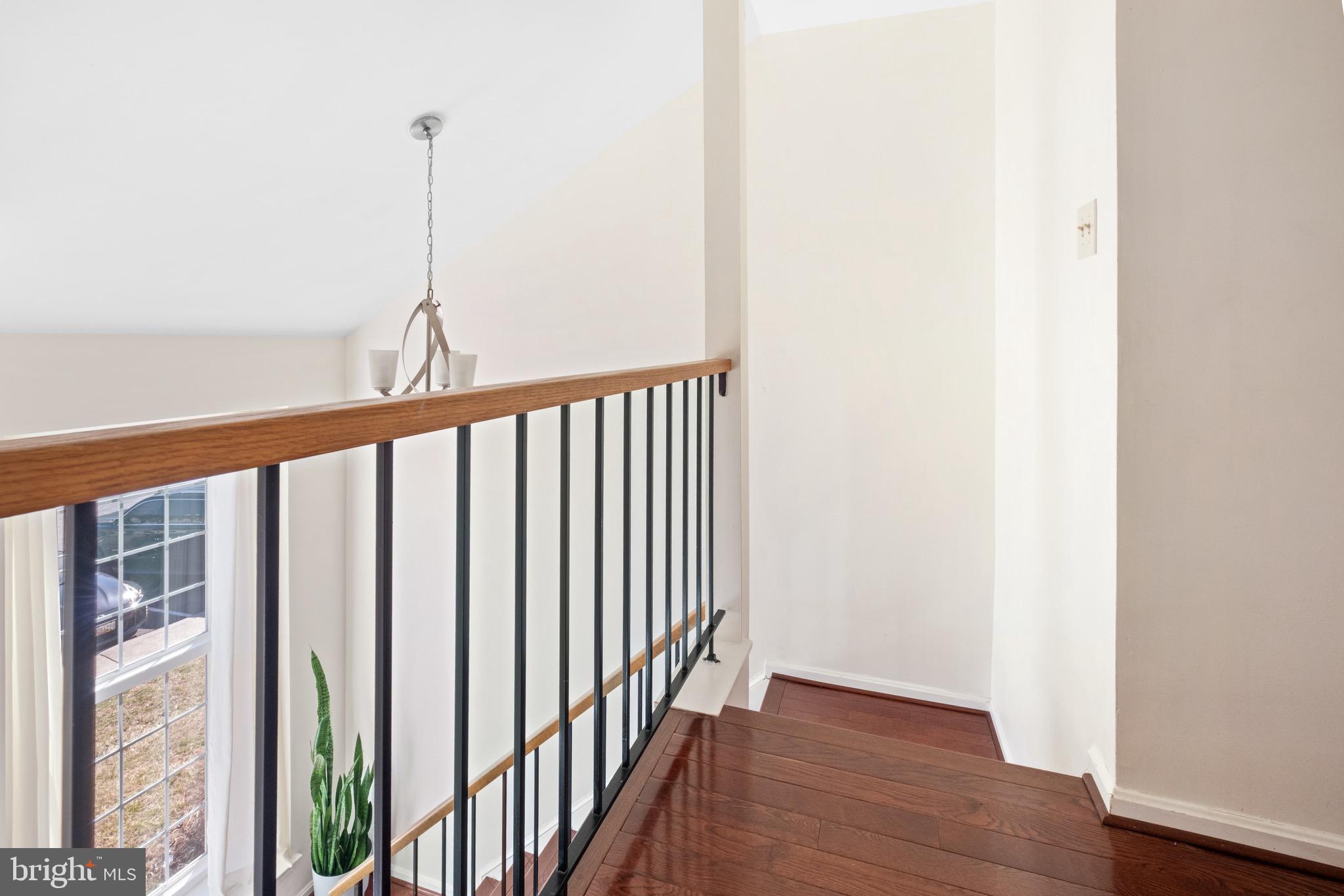 FLOWER HILL - Residential