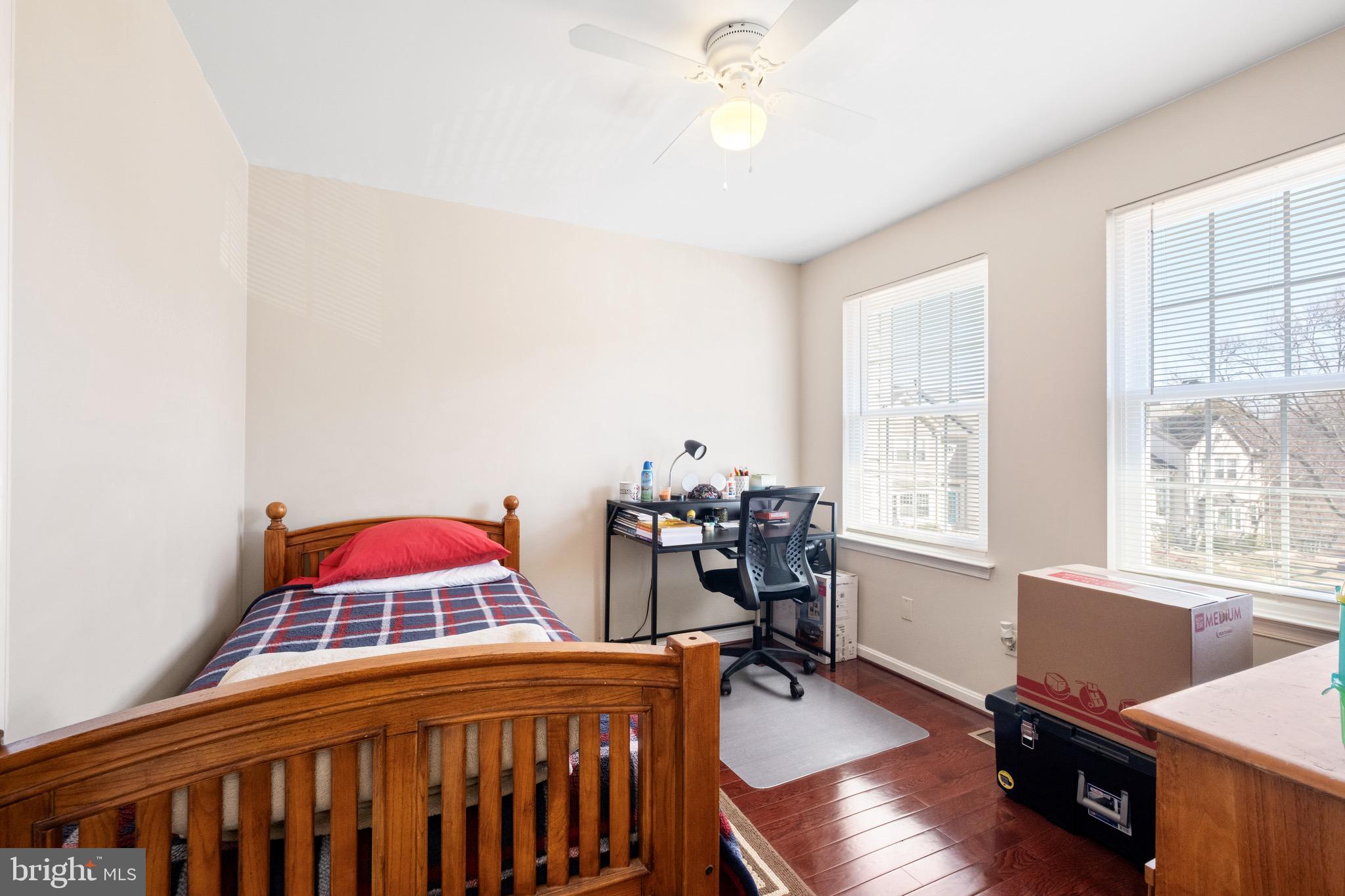 FLOWER HILL - Residential