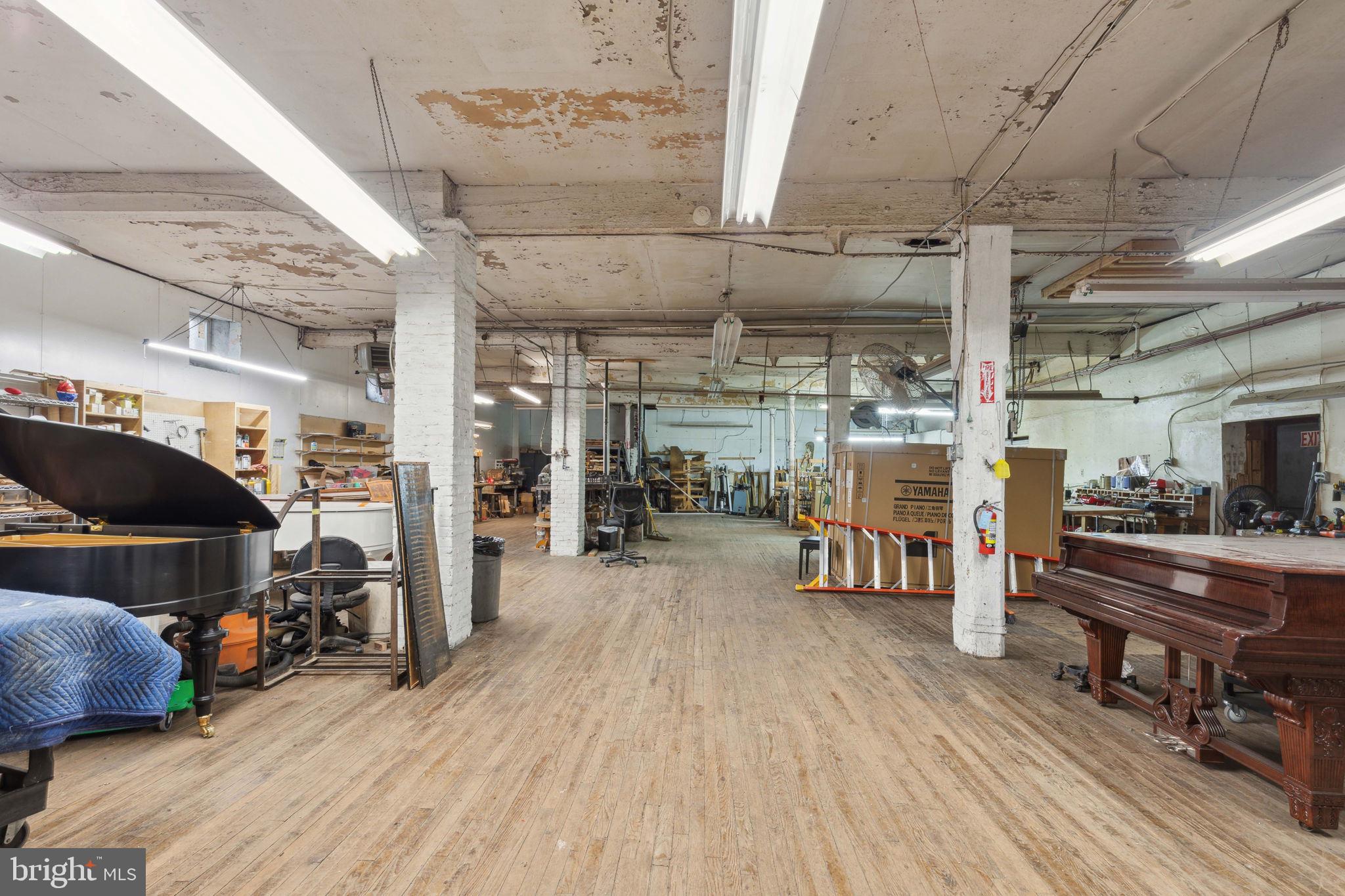 24-26 E COULTER STREET