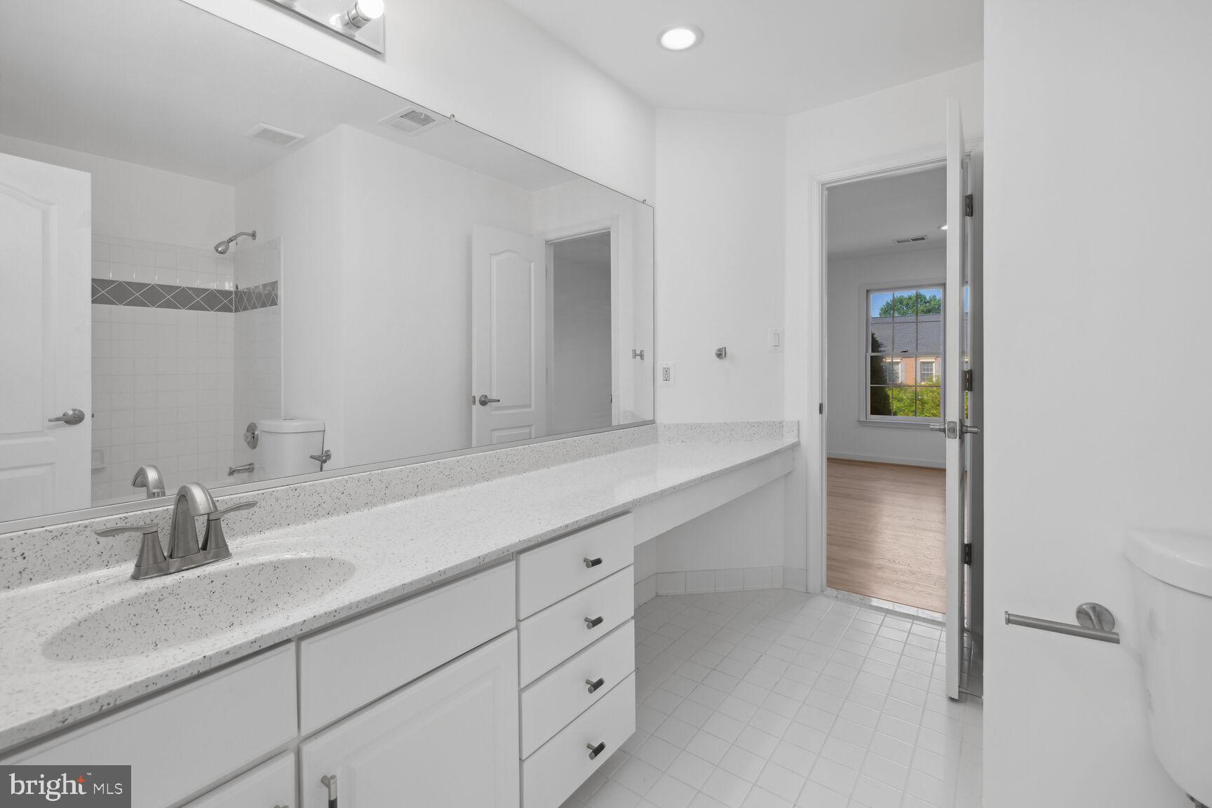 WILLOWS OF POTOMAC - Residential