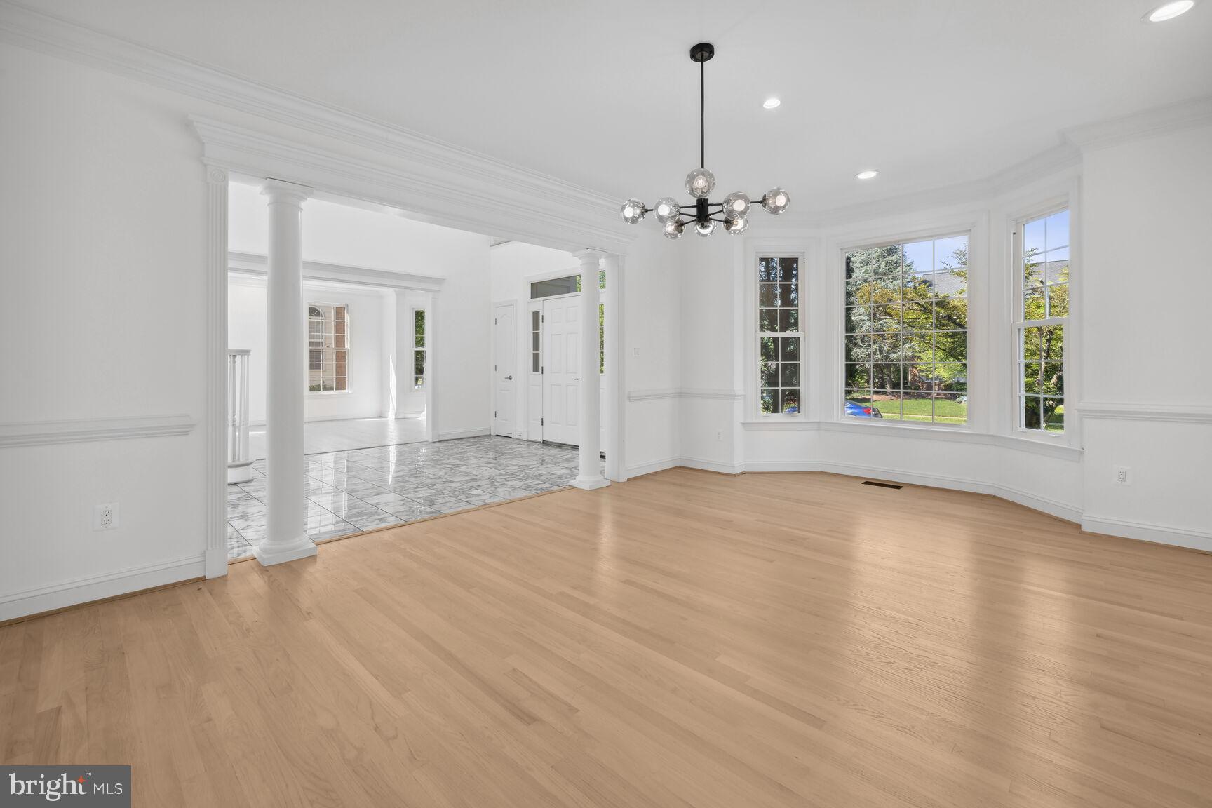 WILLOWS OF POTOMAC - Residential