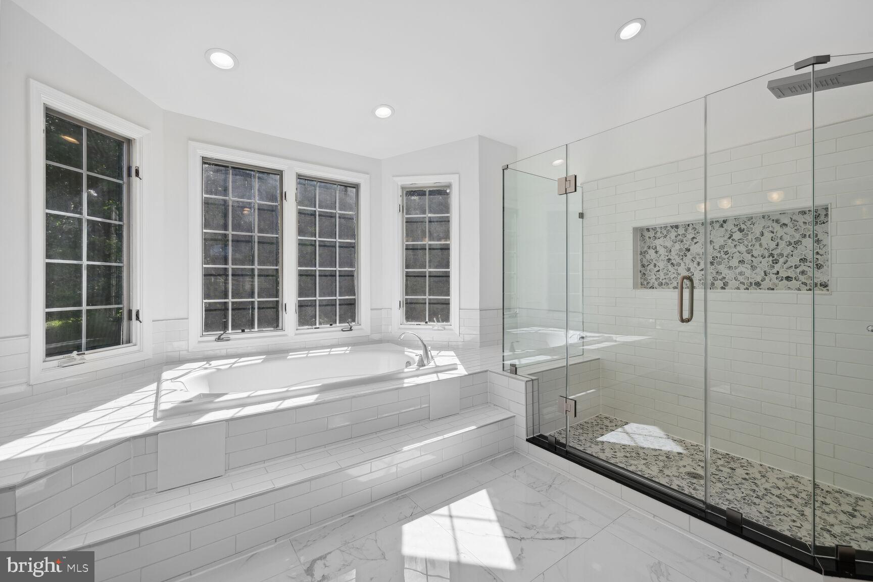 WILLOWS OF POTOMAC - Residential