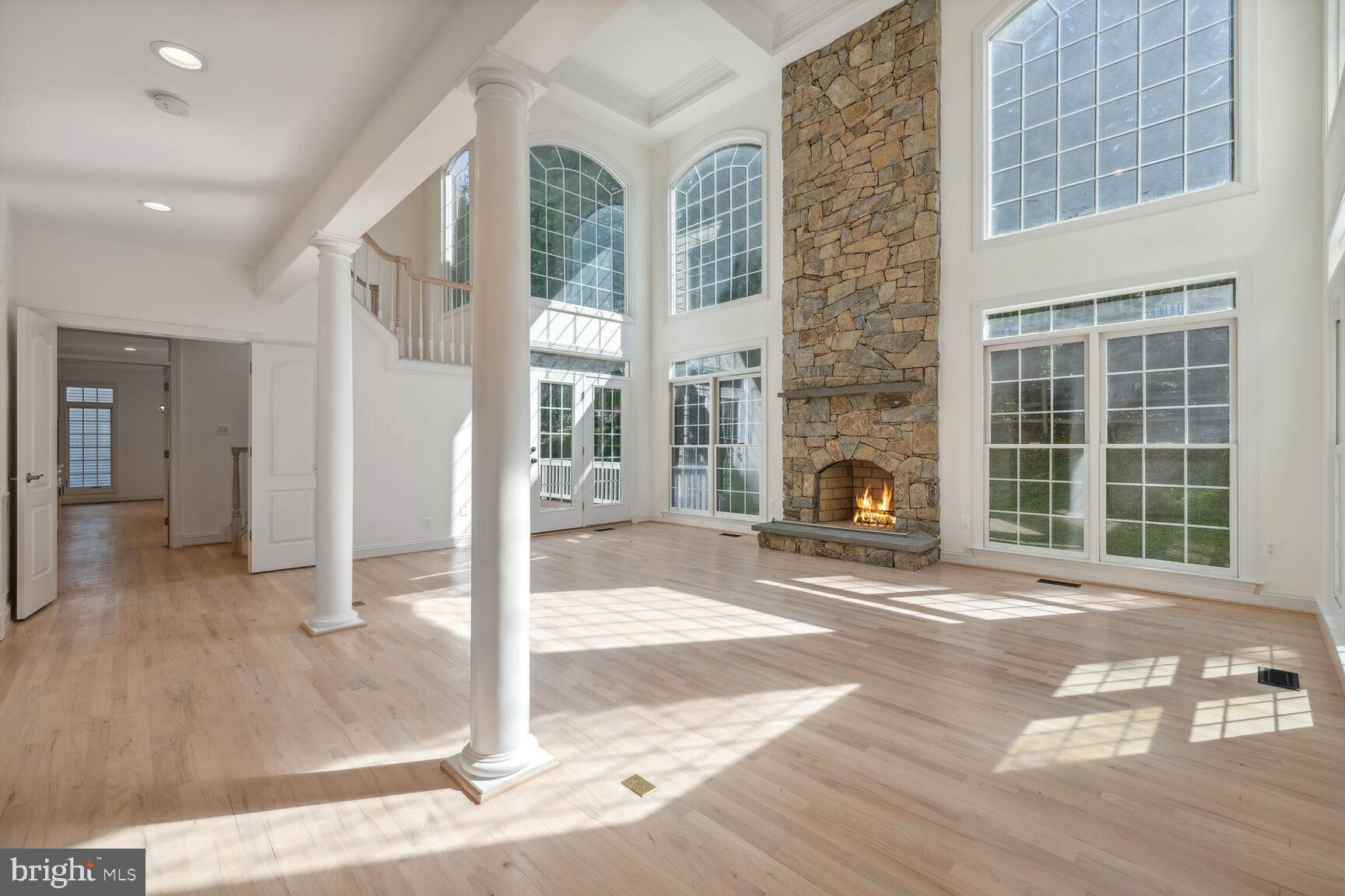 WILLOWS OF POTOMAC - Residential