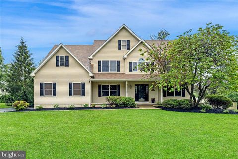 10 EVANS LANE LAWRENCEVILLE NJ 08648