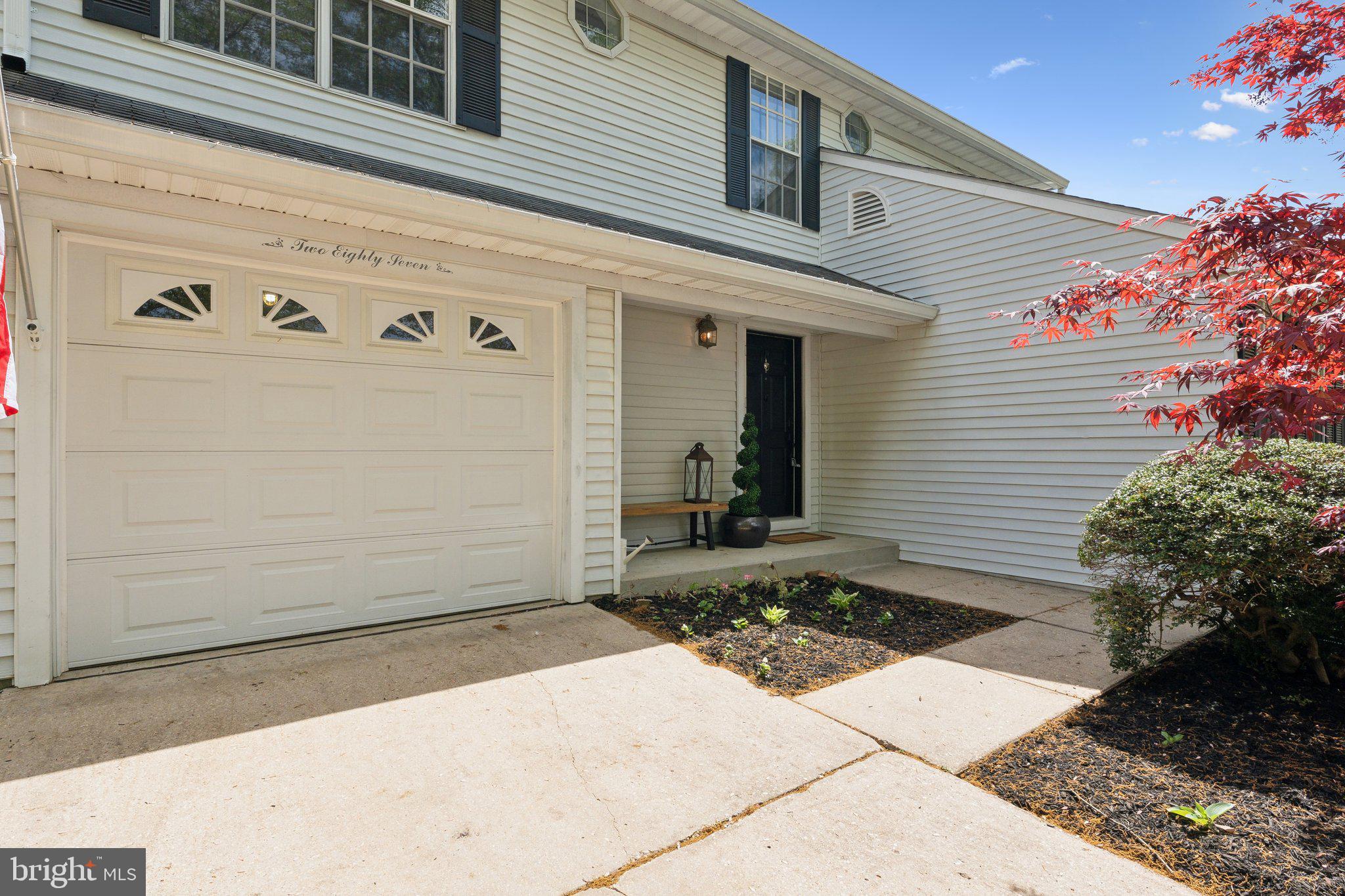 287 COLLEGE MANOR DRIVE