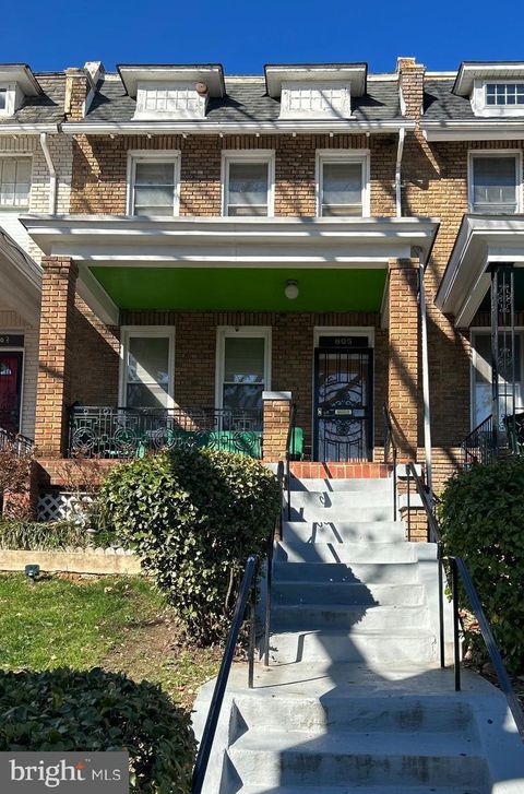 805 LONGFELLOW STREET NW WASHINGTON DC 20011