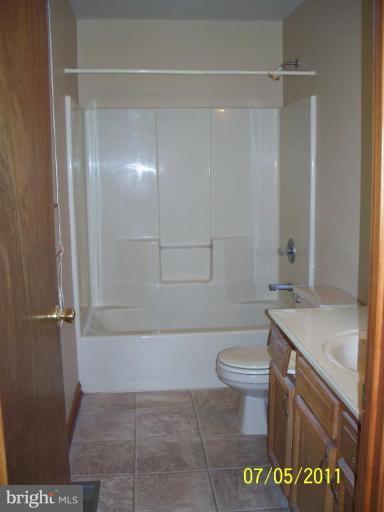 CHESAPEAKE RANCH ESTATES - Residential Lease