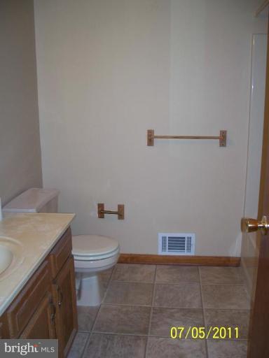 CHESAPEAKE RANCH ESTATES - Residential Lease