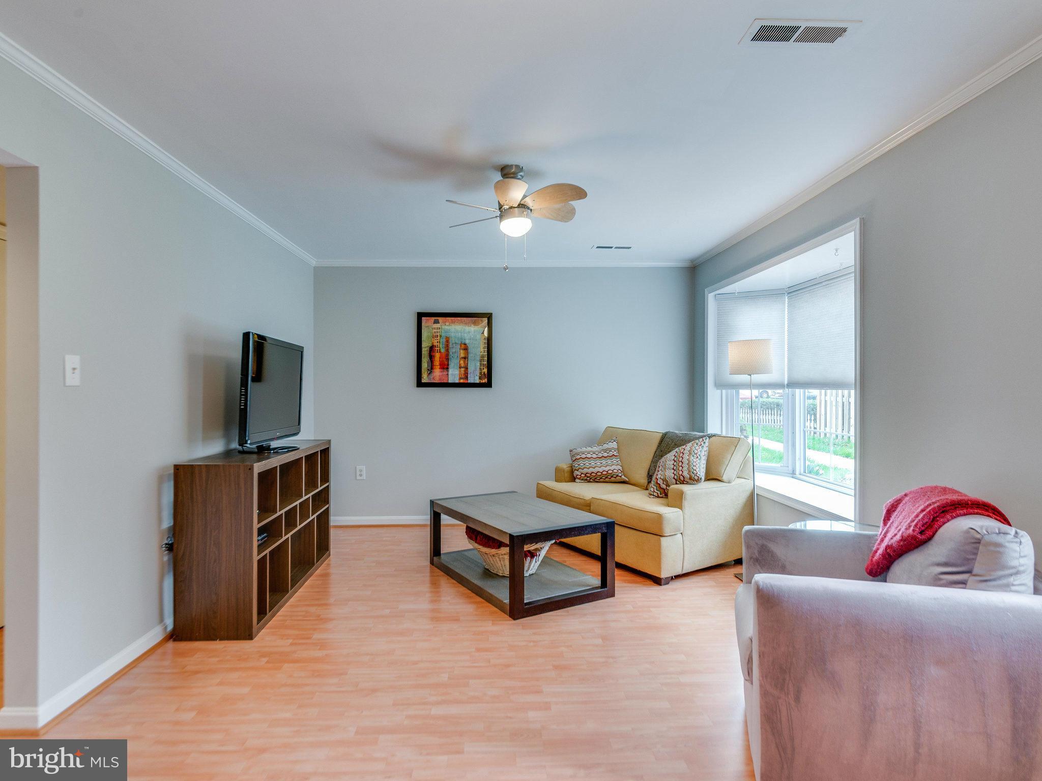 REFLECTION LAKE - Residential