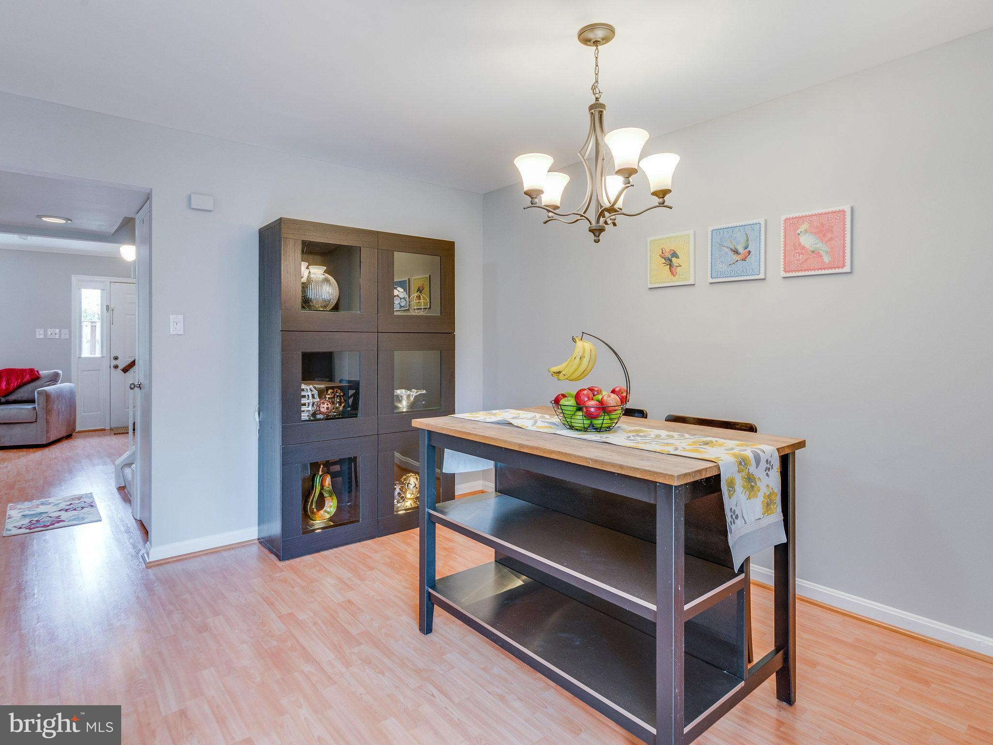 REFLECTION LAKE - Residential